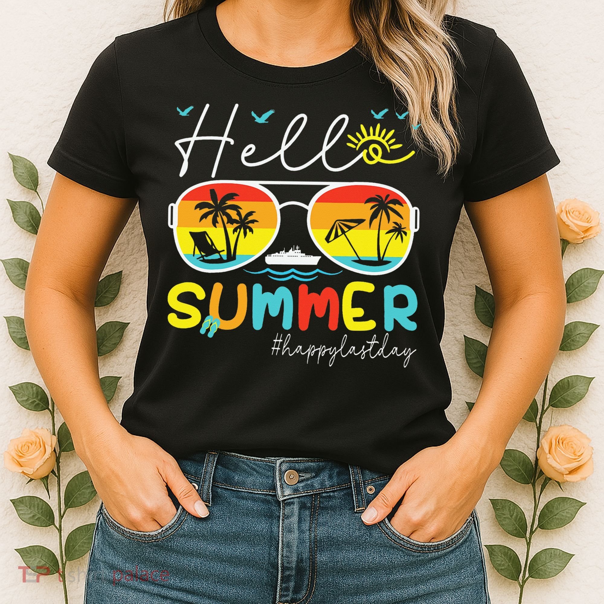 Hello Summer Happy Last Day Of School Teacher Student Women's T-Shirt
