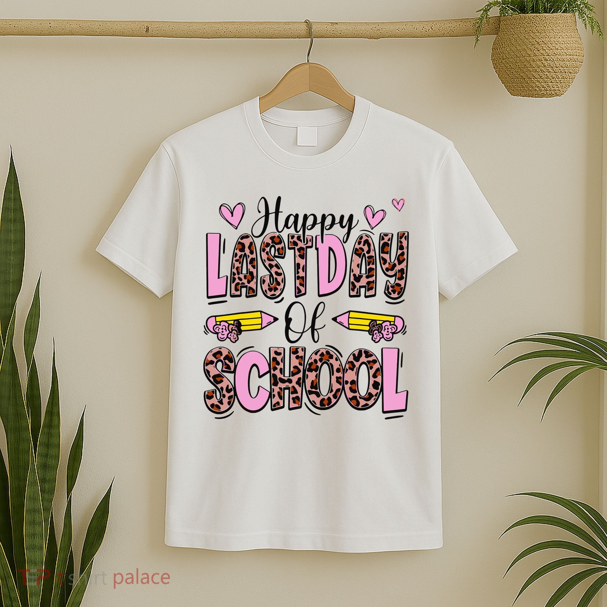 Hello Summer Happy Last Day Of School Leopard T-Shirt