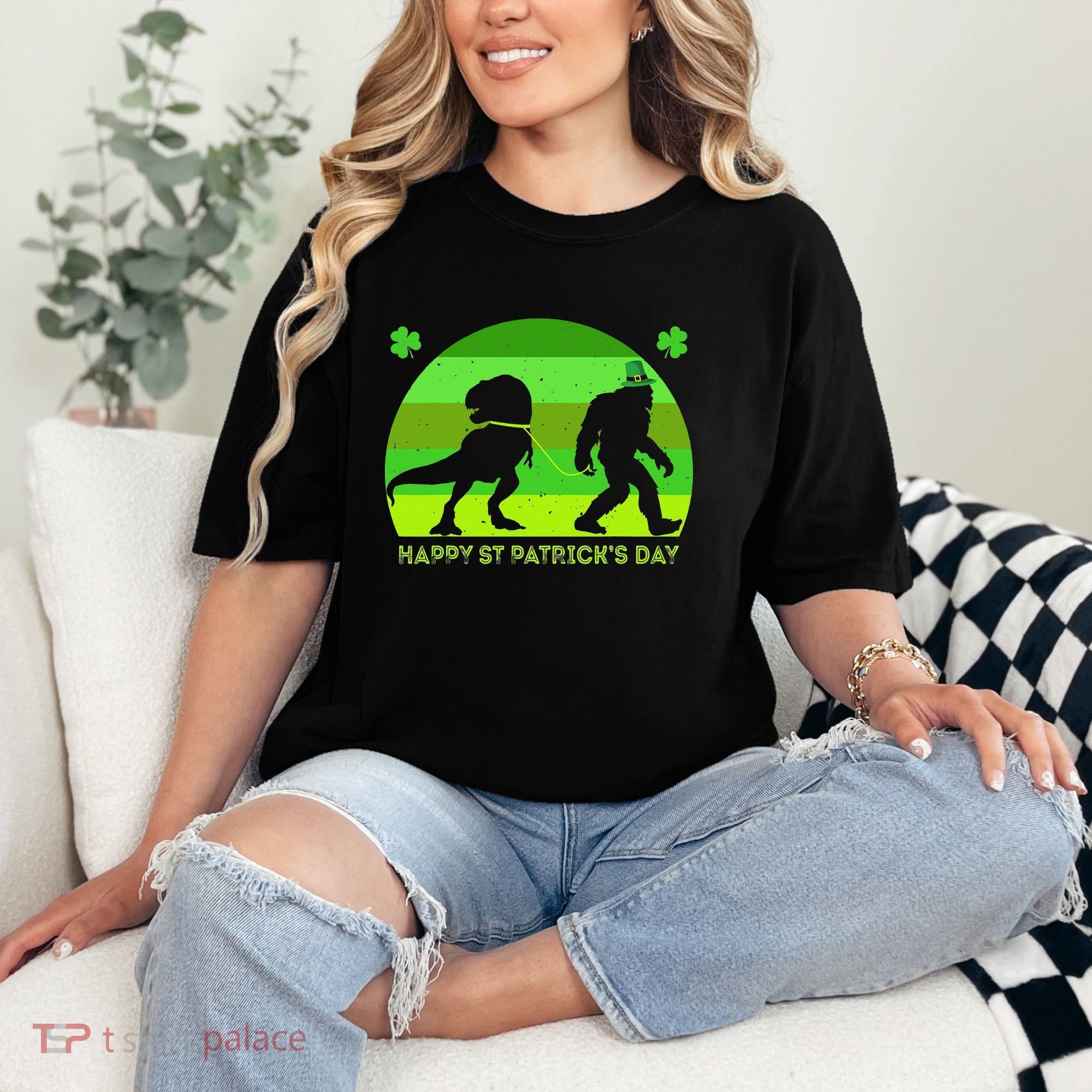 Happy St PaT-Rex Dinosaur Saint Patrick's Day Bigfoot sunset Comfort Colors T-Shirt