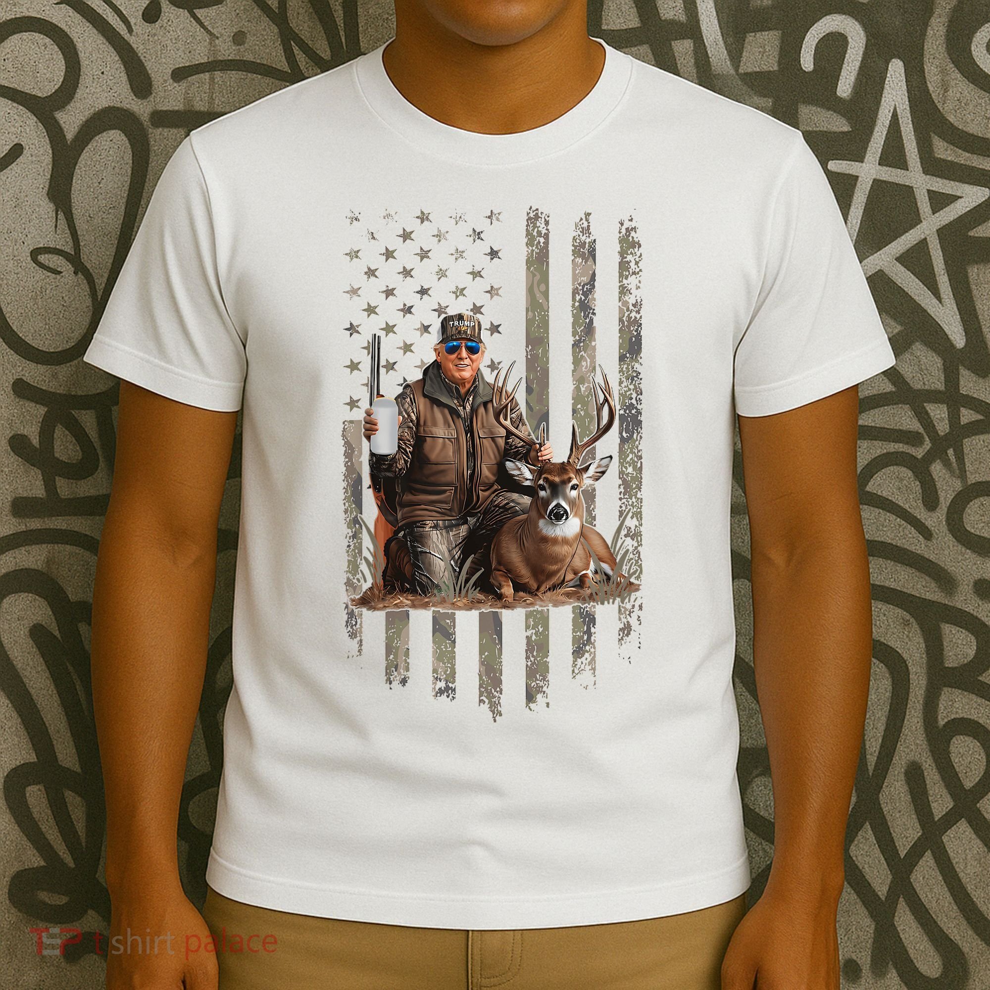 Hunting Trump Camouflage Usa Flag Deer Hunting Season Maga T-Shirt