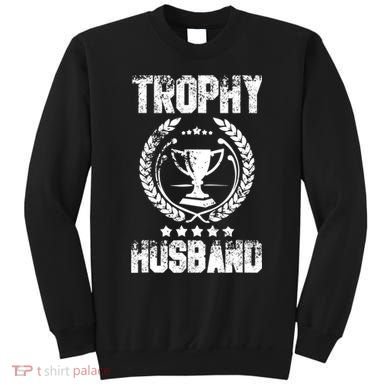 Husband Trophy Cup Design Gift Father's Day Sweatshirt