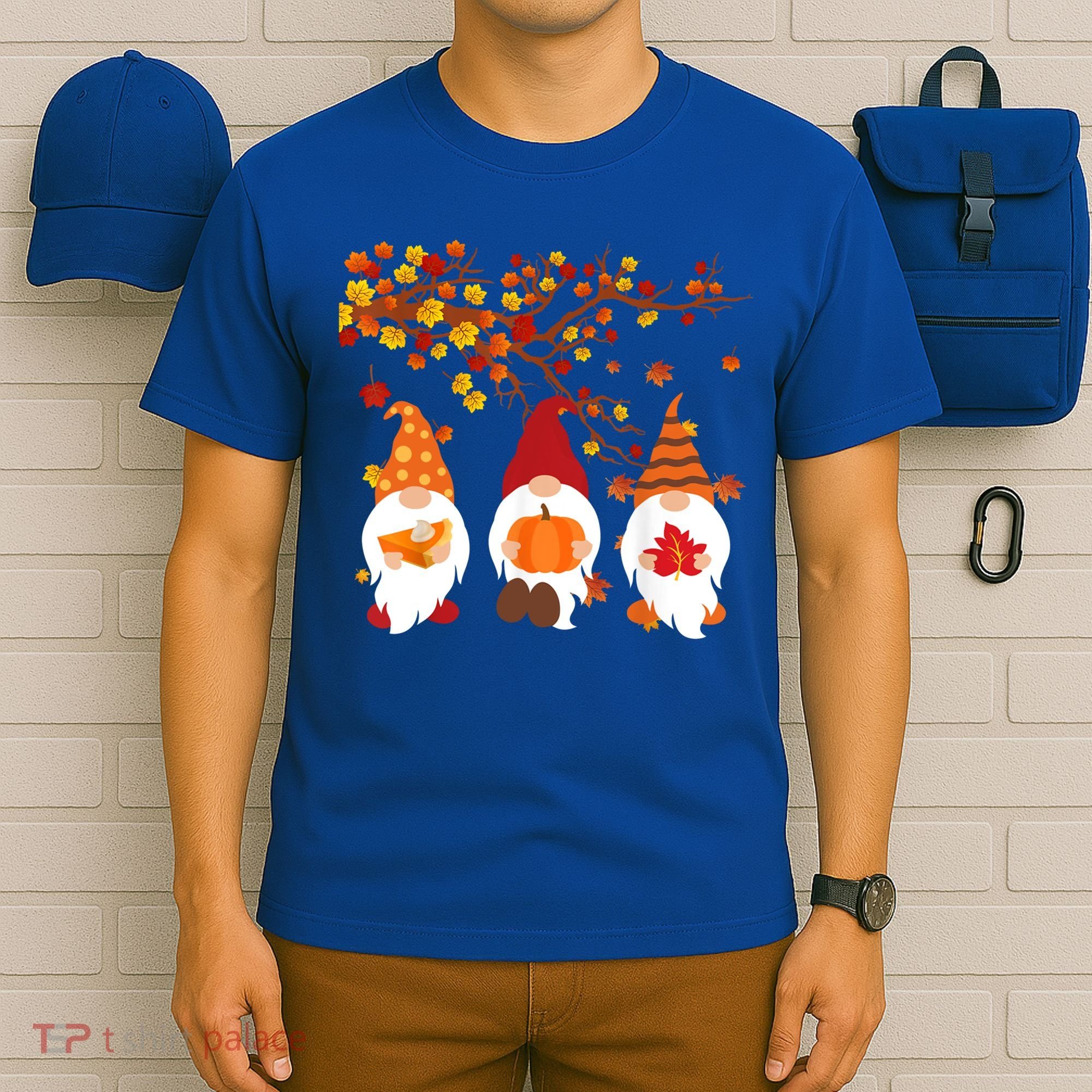 Halloween Three Gnomes Hat Leopard Pumpkin Fall Leaves Cool Gift T-Shirt