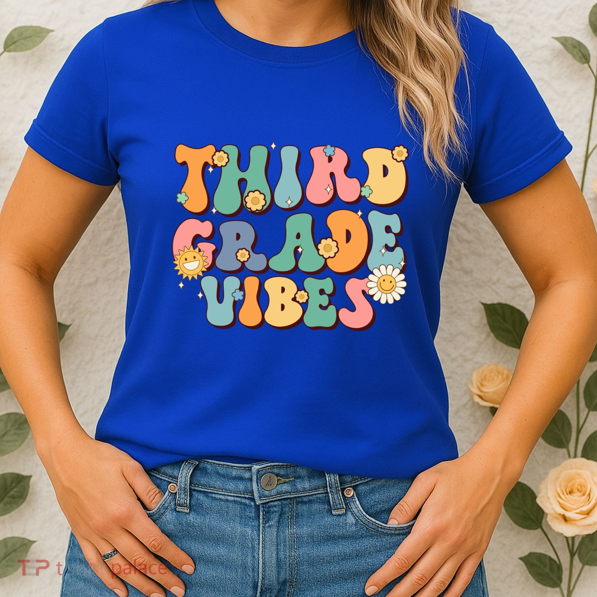 Hippie Third Grade Vibes Retro Groovy First Day Of School Great Gift Women's T-Shirt