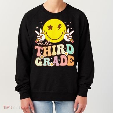 Hello Third Grade Hippie Smile Face 3rd Grade Back To School Women's Sweatshirt