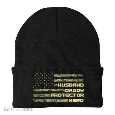 Husband Daddy Protection Hero US American Camo Flag Beanie