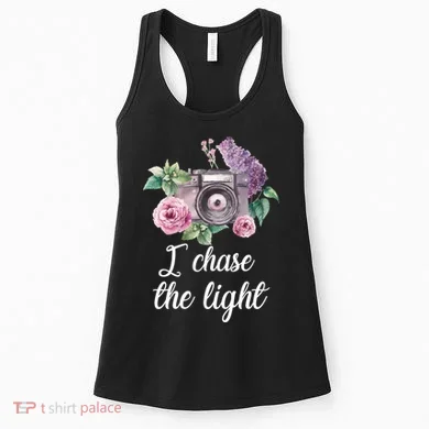 I Chase the Light Camera Women's Tank Top