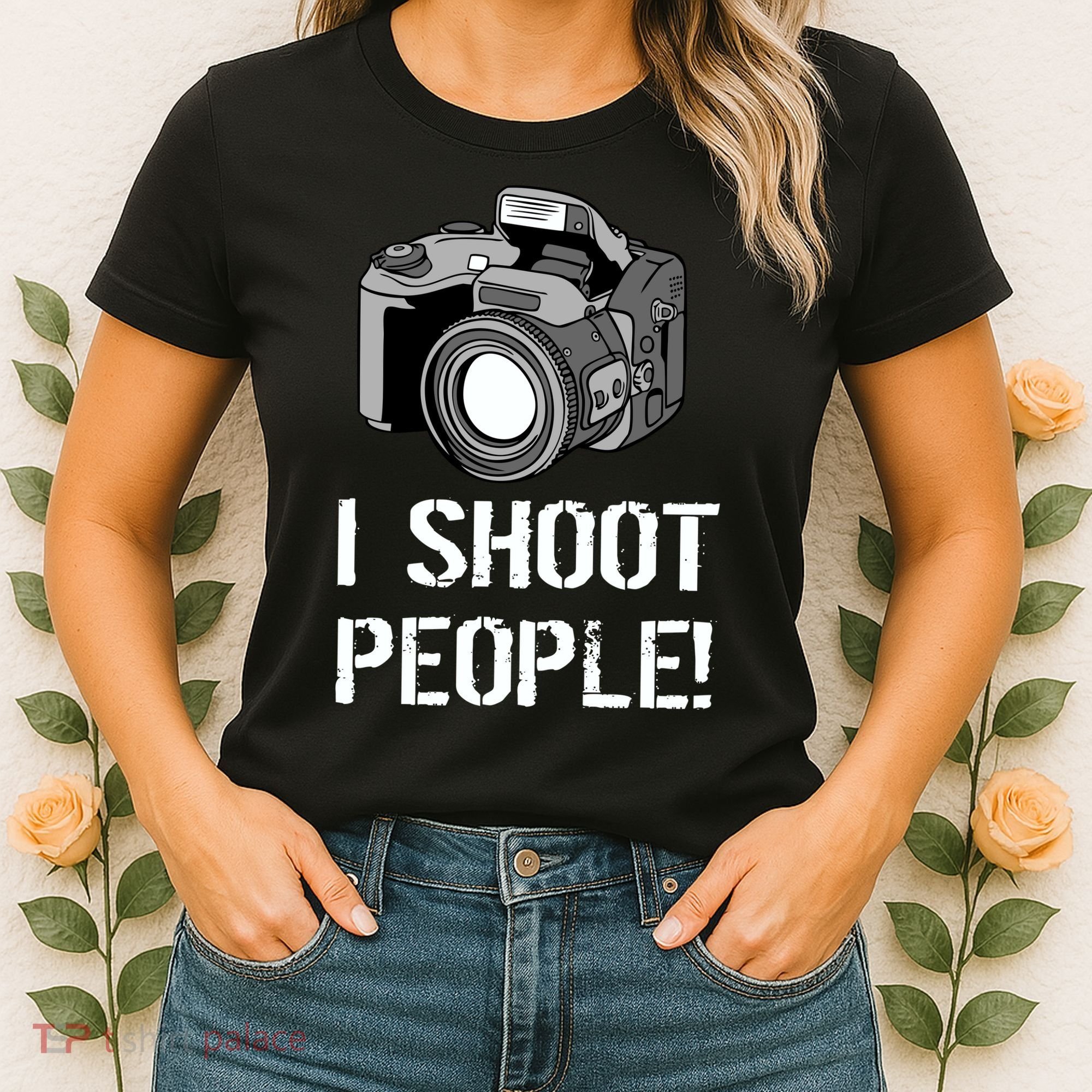 I Shoot People (Camera) Women's T-Shirt