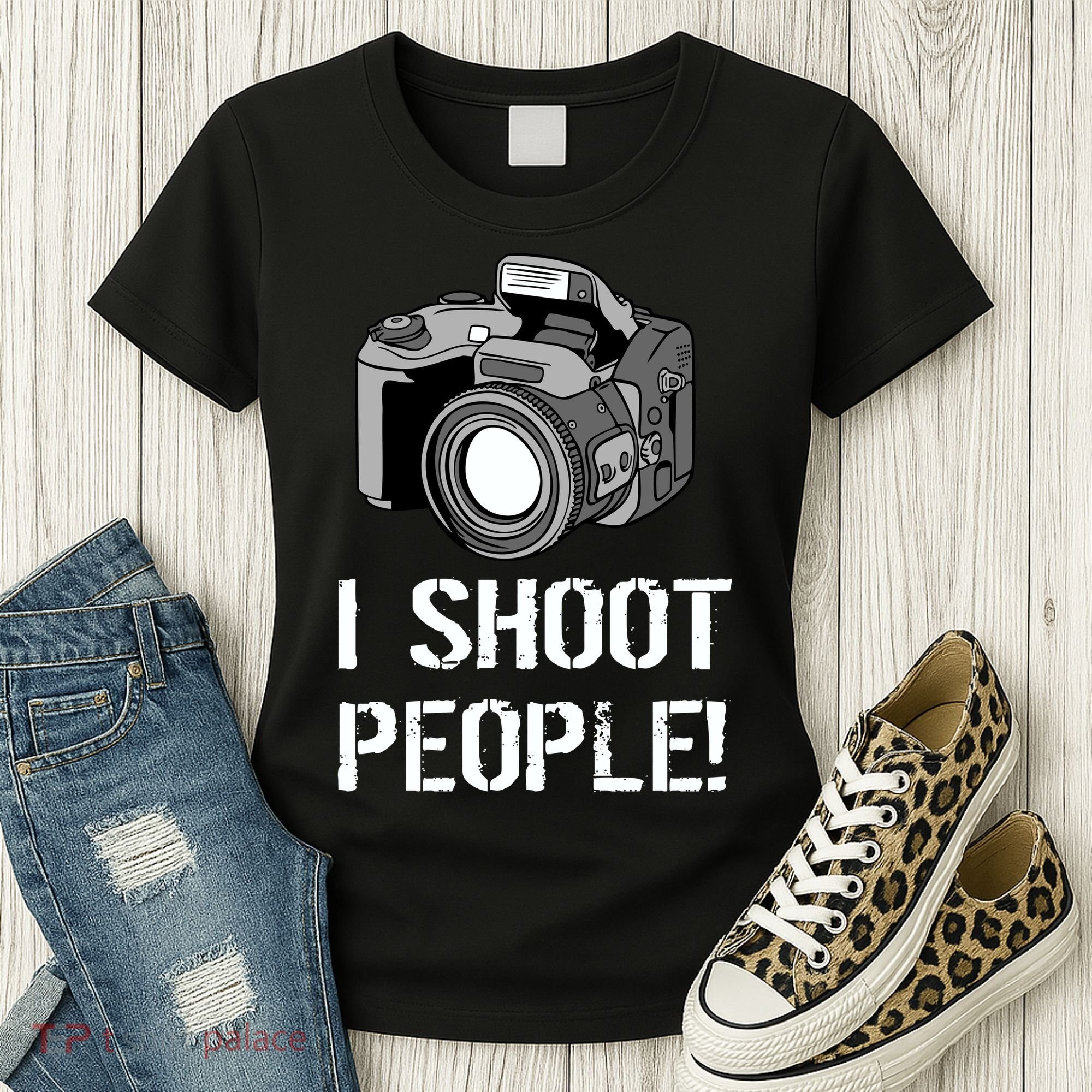 I Shoot People (Camera) Women's T-Shirt