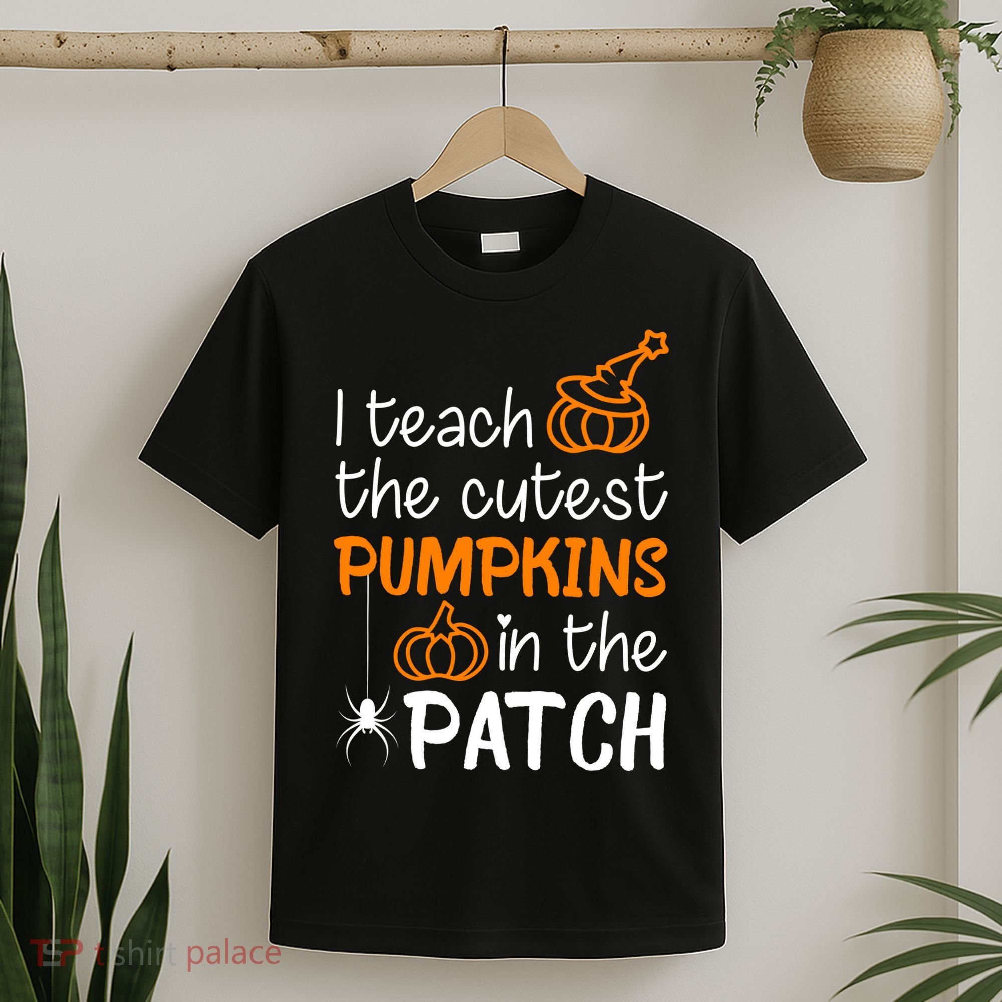 I Teach The Cutest Pumpkins in the Patch Halloween Teacher T-Shirt