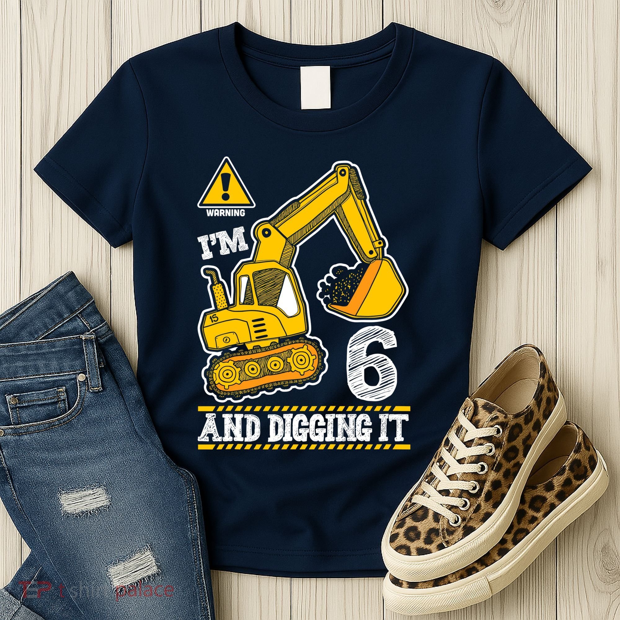 IM 6 And Digging It 6th Birthday Boy Construction Women's T-Shirt