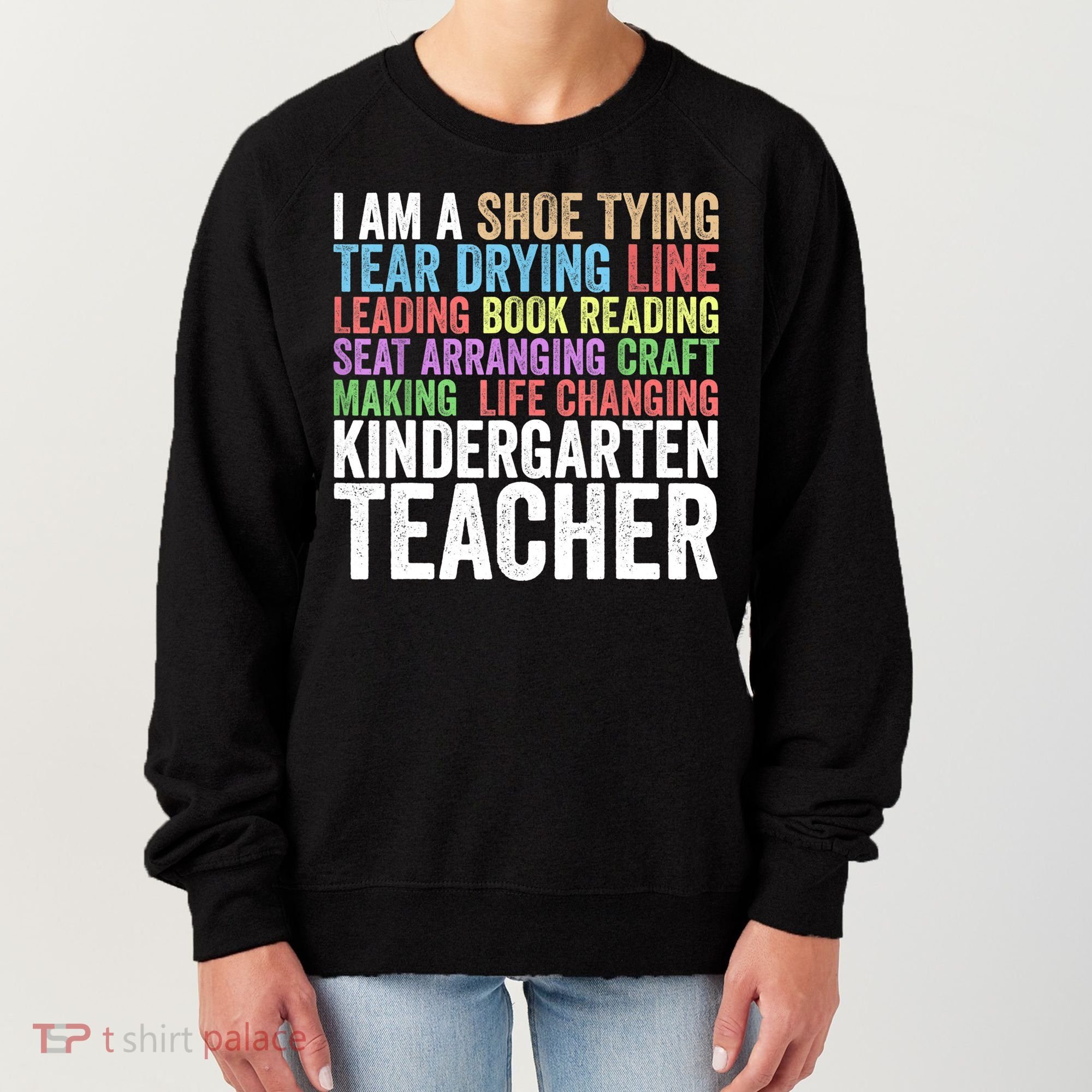I Am A Kindergarten Teacher Cool Gift Creative Gift Women's Sweatshirt