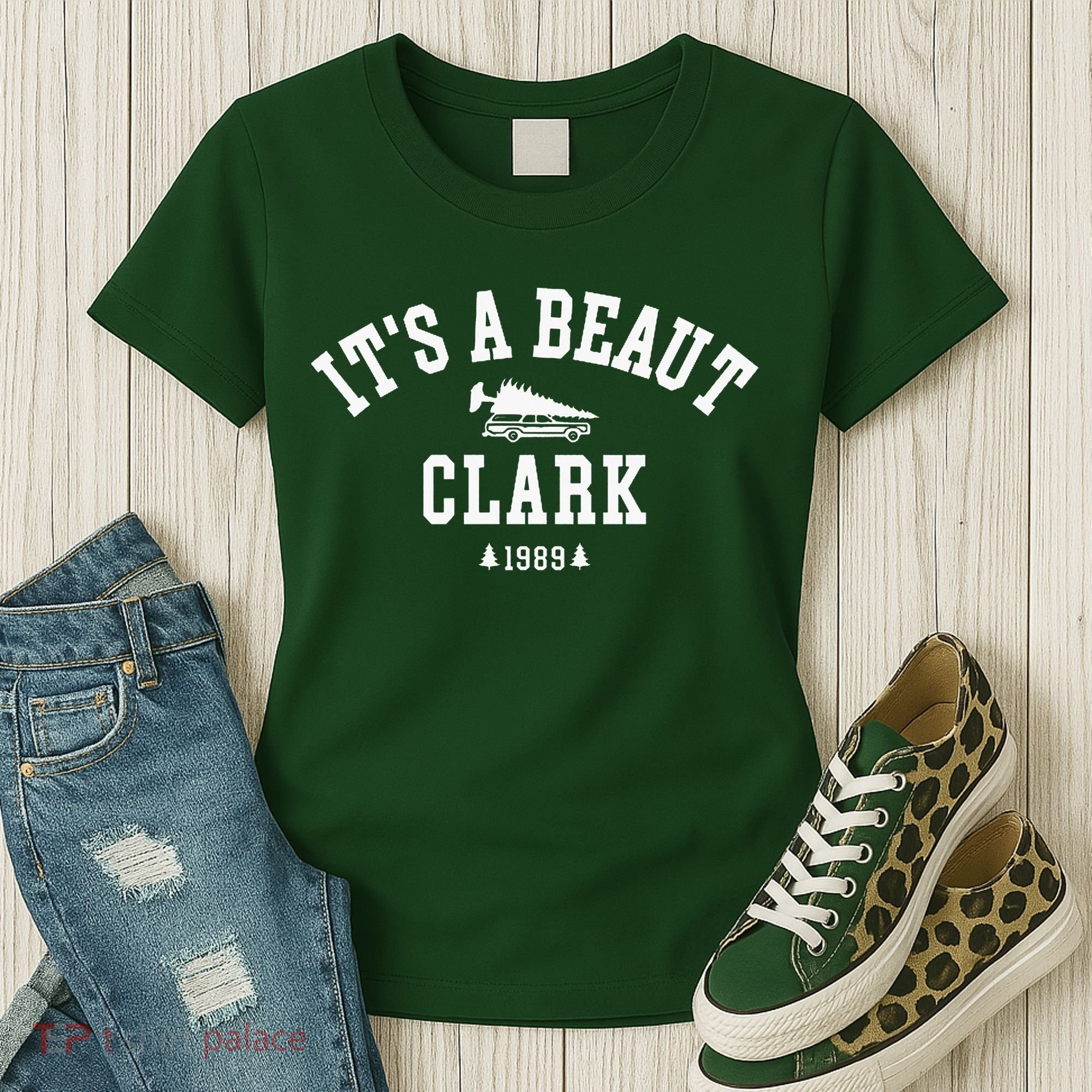 ItS A Beaut Clark Christmas Tree Funny ChristmasChristmas Gift Christmas In Women's T-Shirt