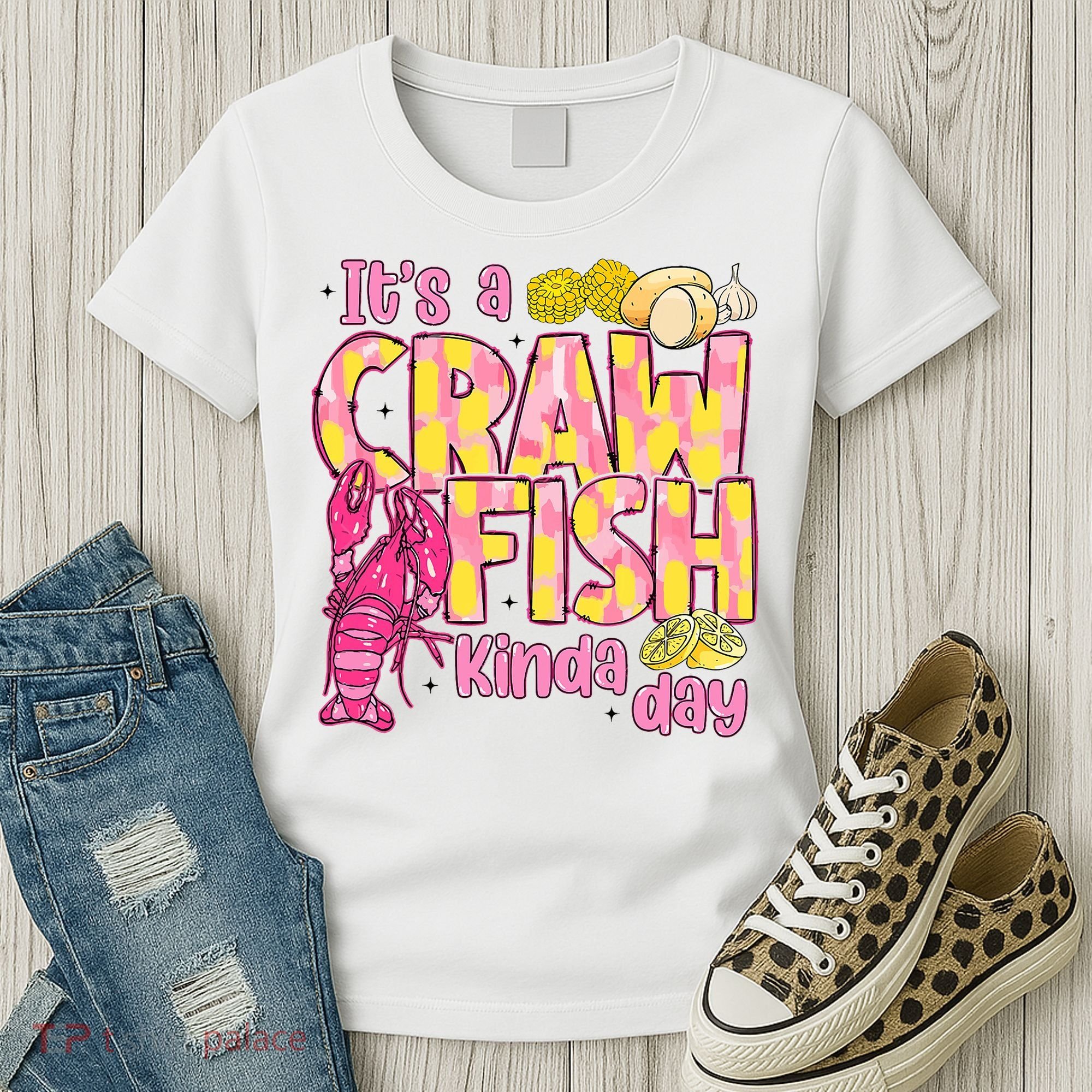 It's A CrawFish Kinda Day Crawfish Funny Louisiana Seafood Women's T-Shirt