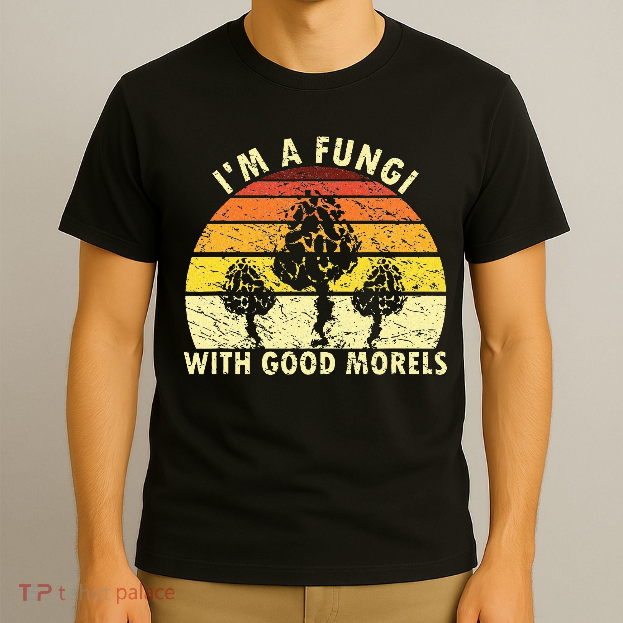 I'm A Fungi Funny Mushroom Foraging Retro FungiHunter T-Shirt