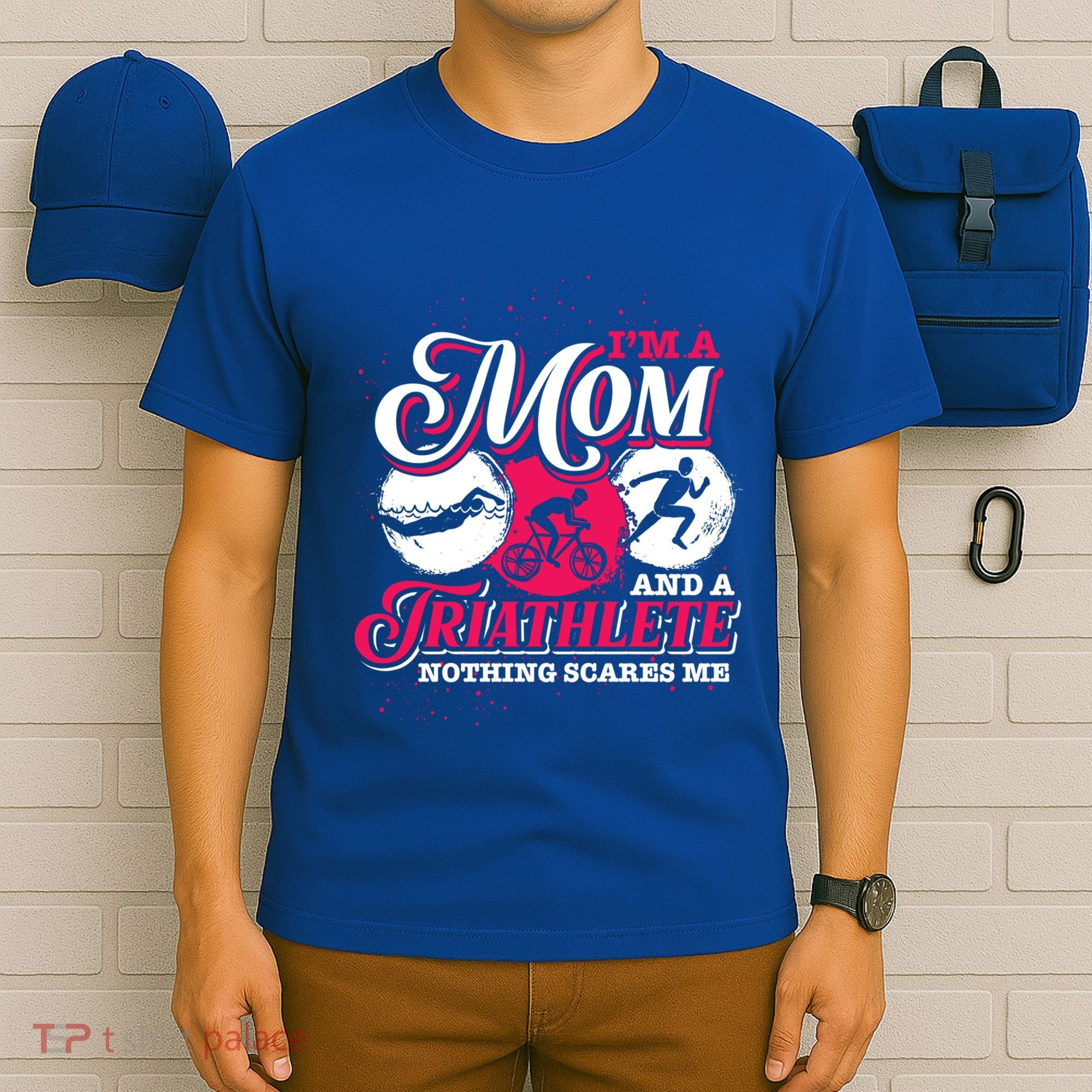 Im A Mom And A Triathlete Triathlon Cute Gift T-Shirt