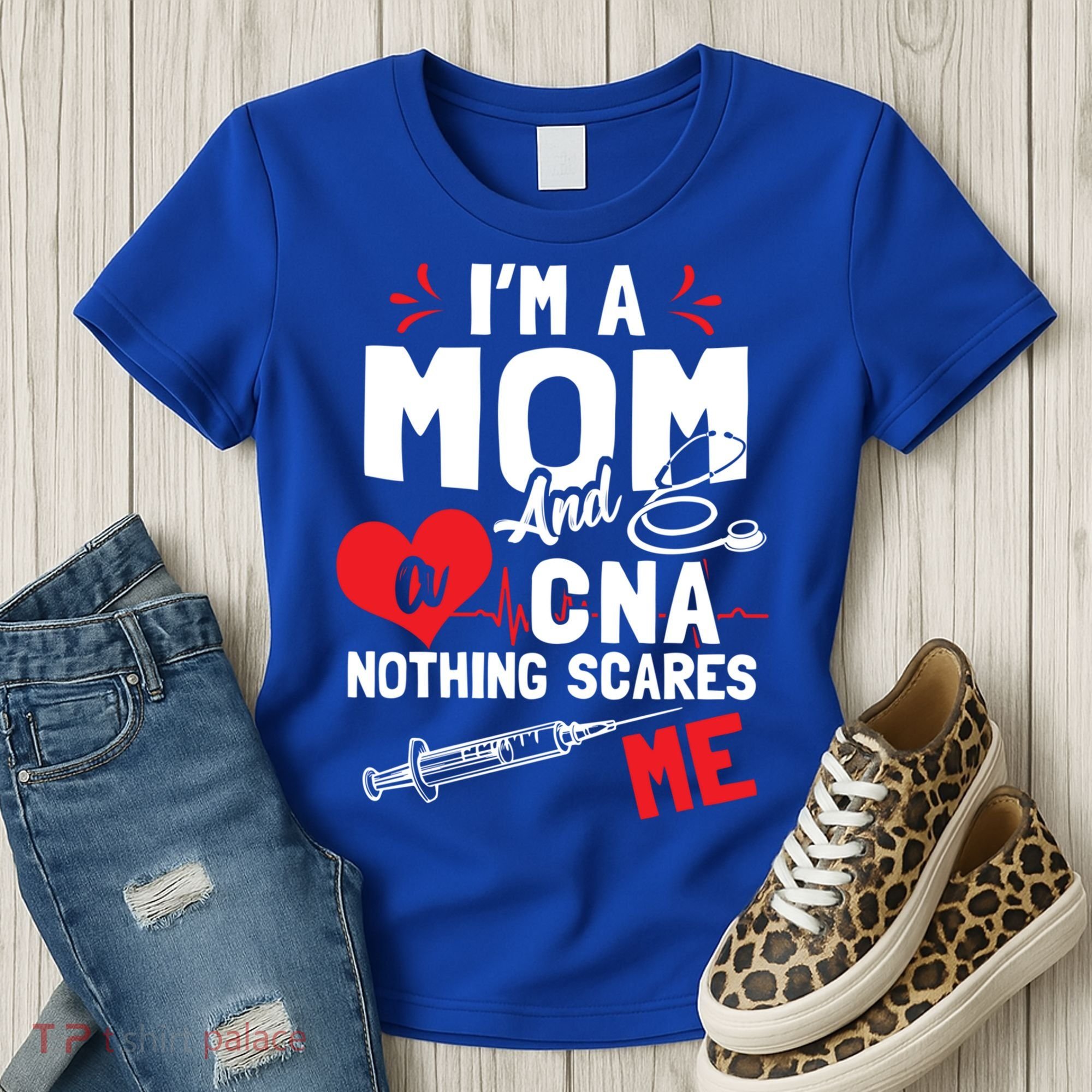Im A Mom Nurse And A Cna Nothing Scares Me Nurses Mother Gift Women's T-Shirt