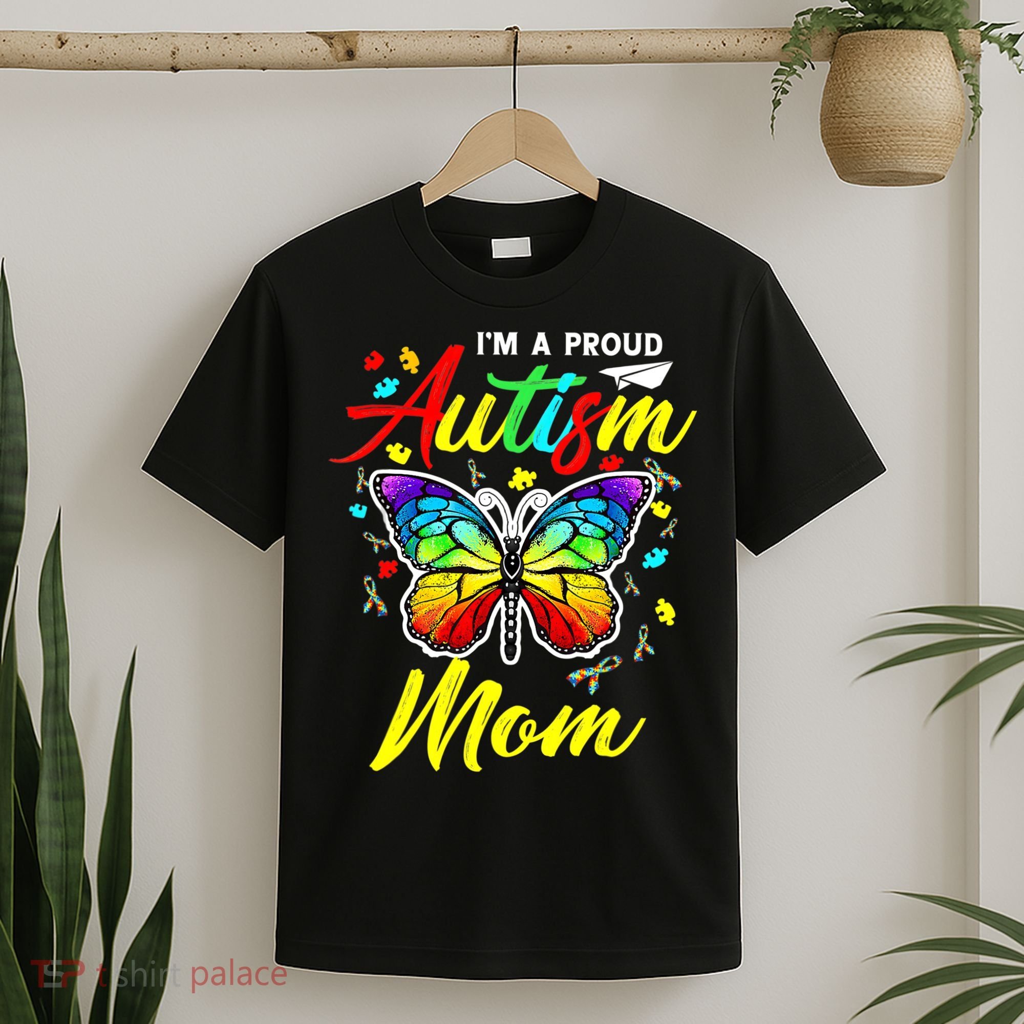 I'm A Proud Autism Mom Autism Awareness Butterfly Gifts T-Shirt