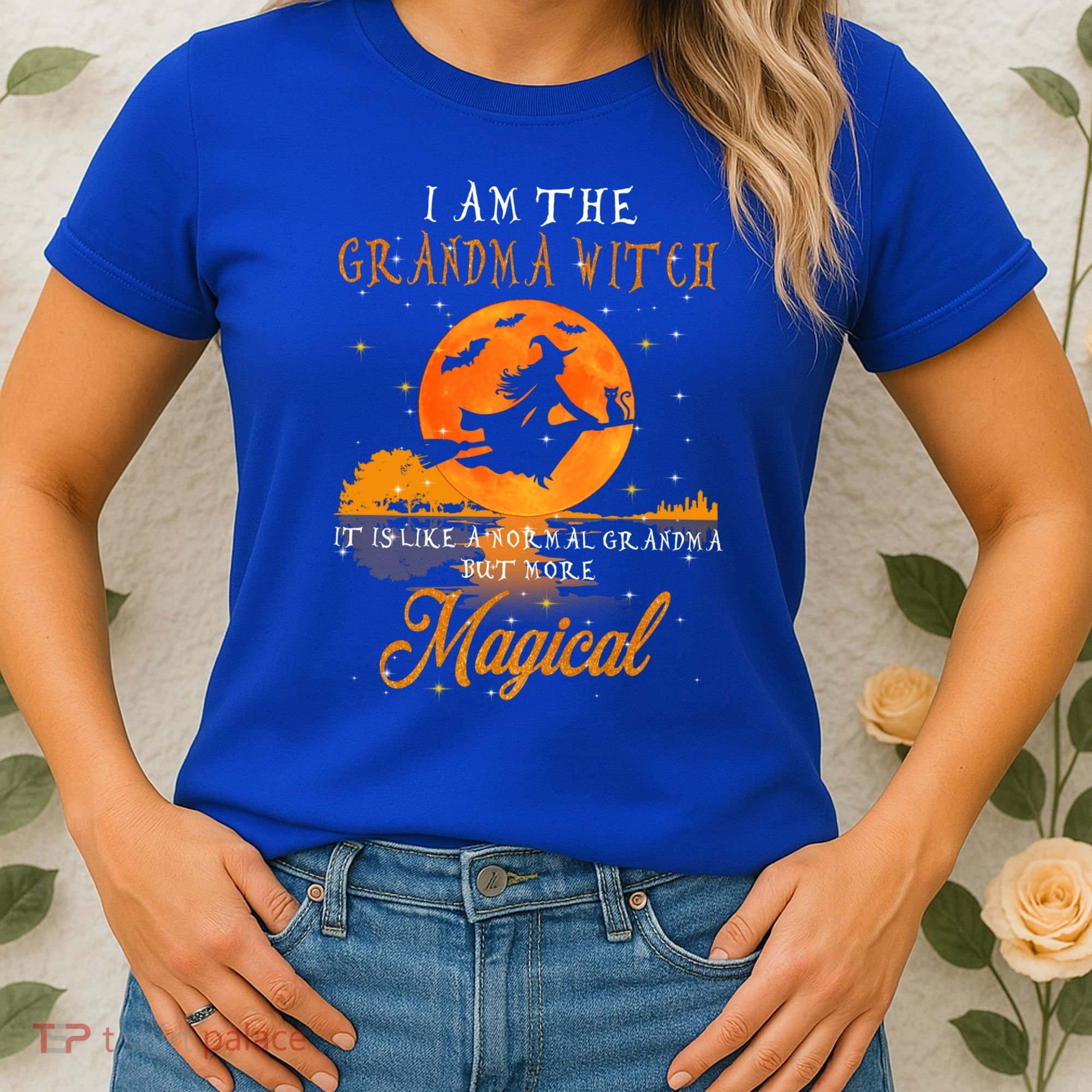 I Am The Grandma Witch Halloween Gift Women's T-Shirt