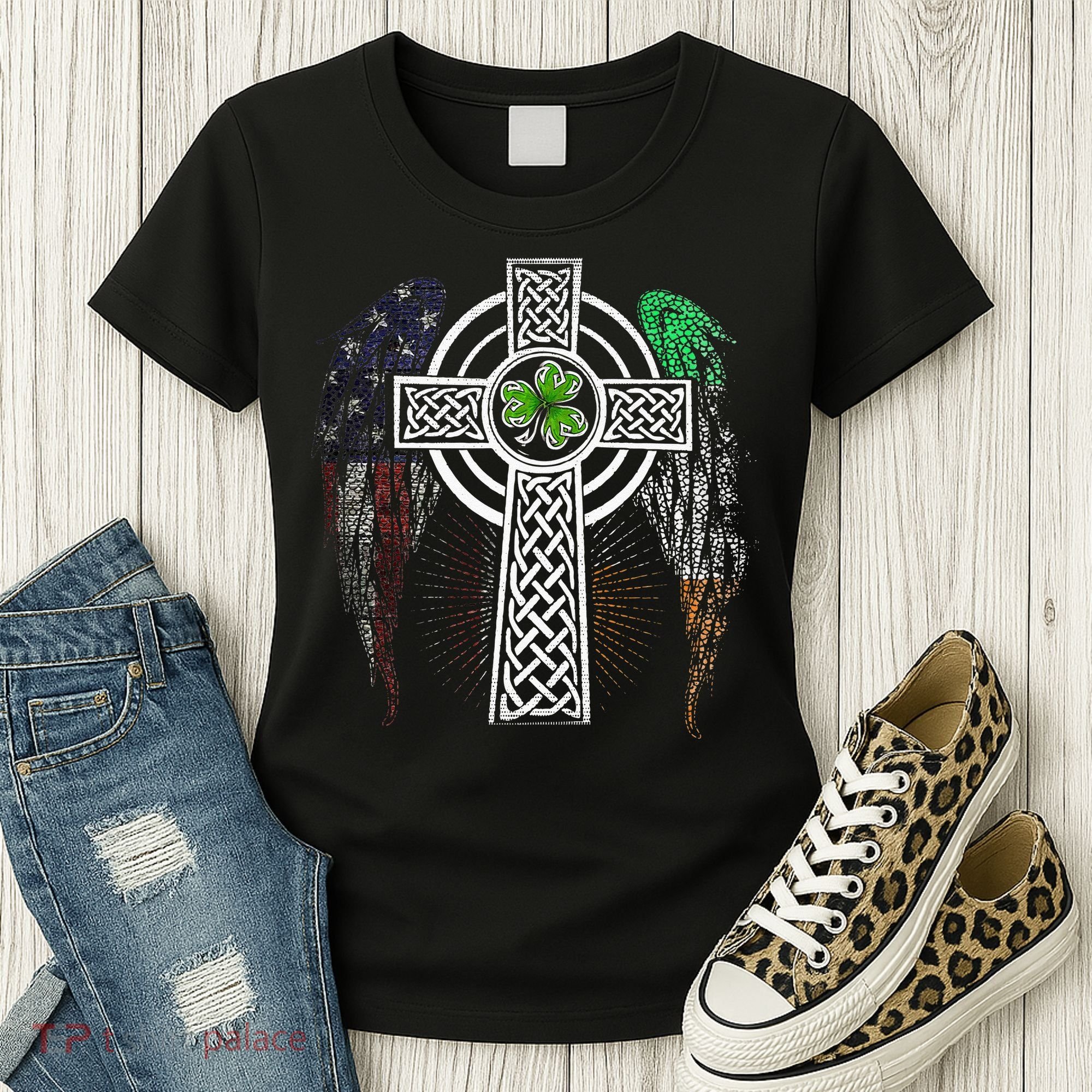 Irish American USA Flag Celtic Cross St Patricks Day Women's T-Shirt