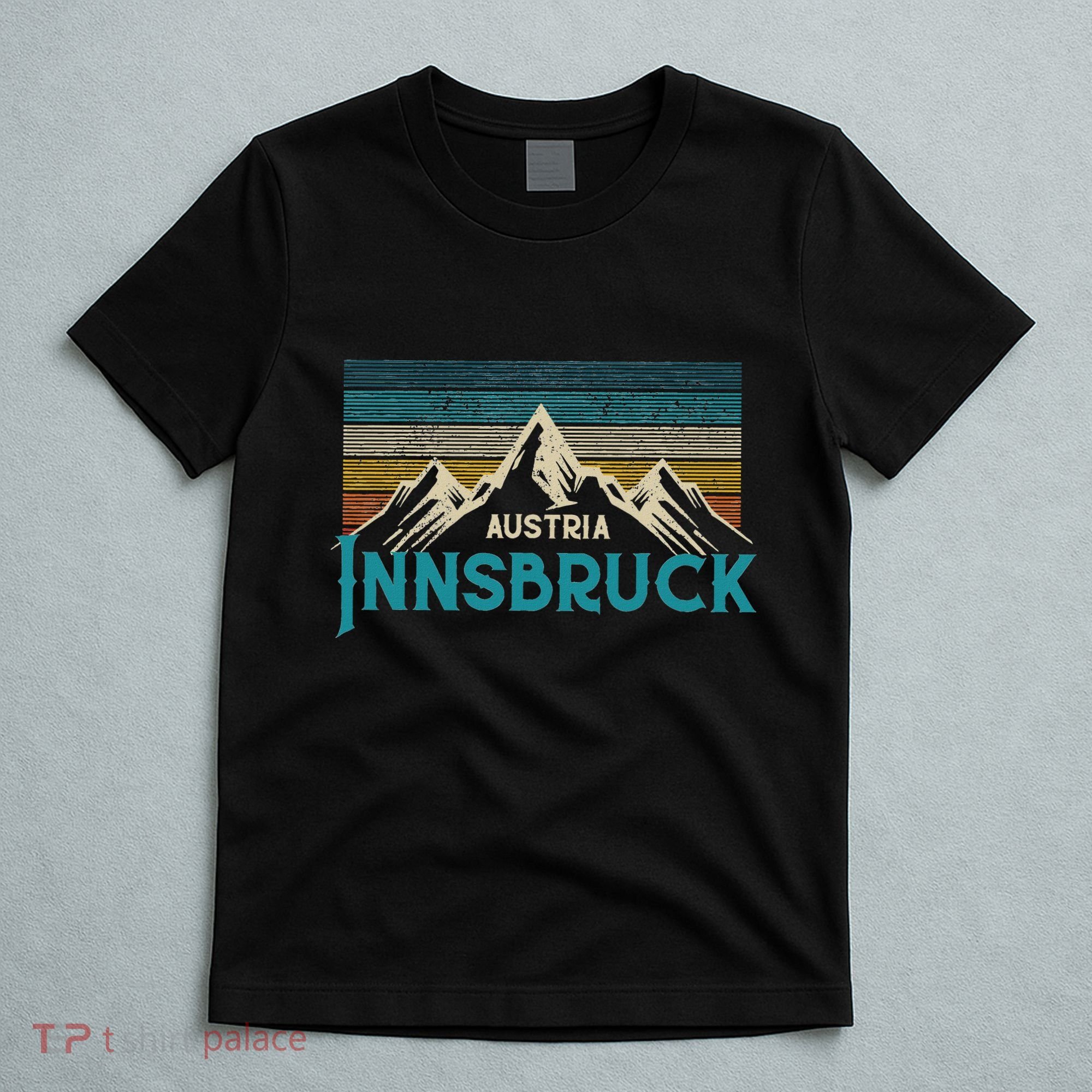 Innsbruck Austria Vintage Mountains Ski Souvenir Gift T-Shirt