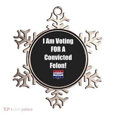 I Am Voting For A Convicted Felon Trump 2024 Ornament