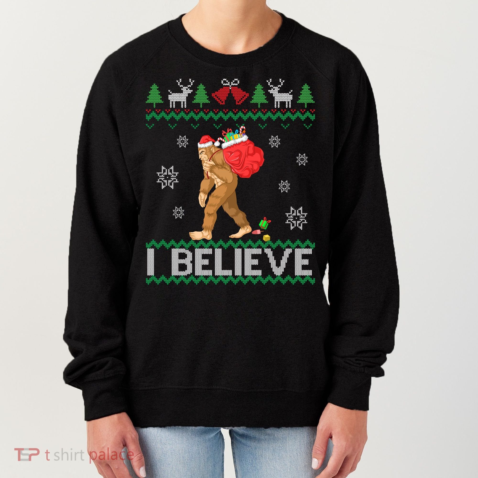 I Believe Bigfoot Christmas Women's Sweatshirt