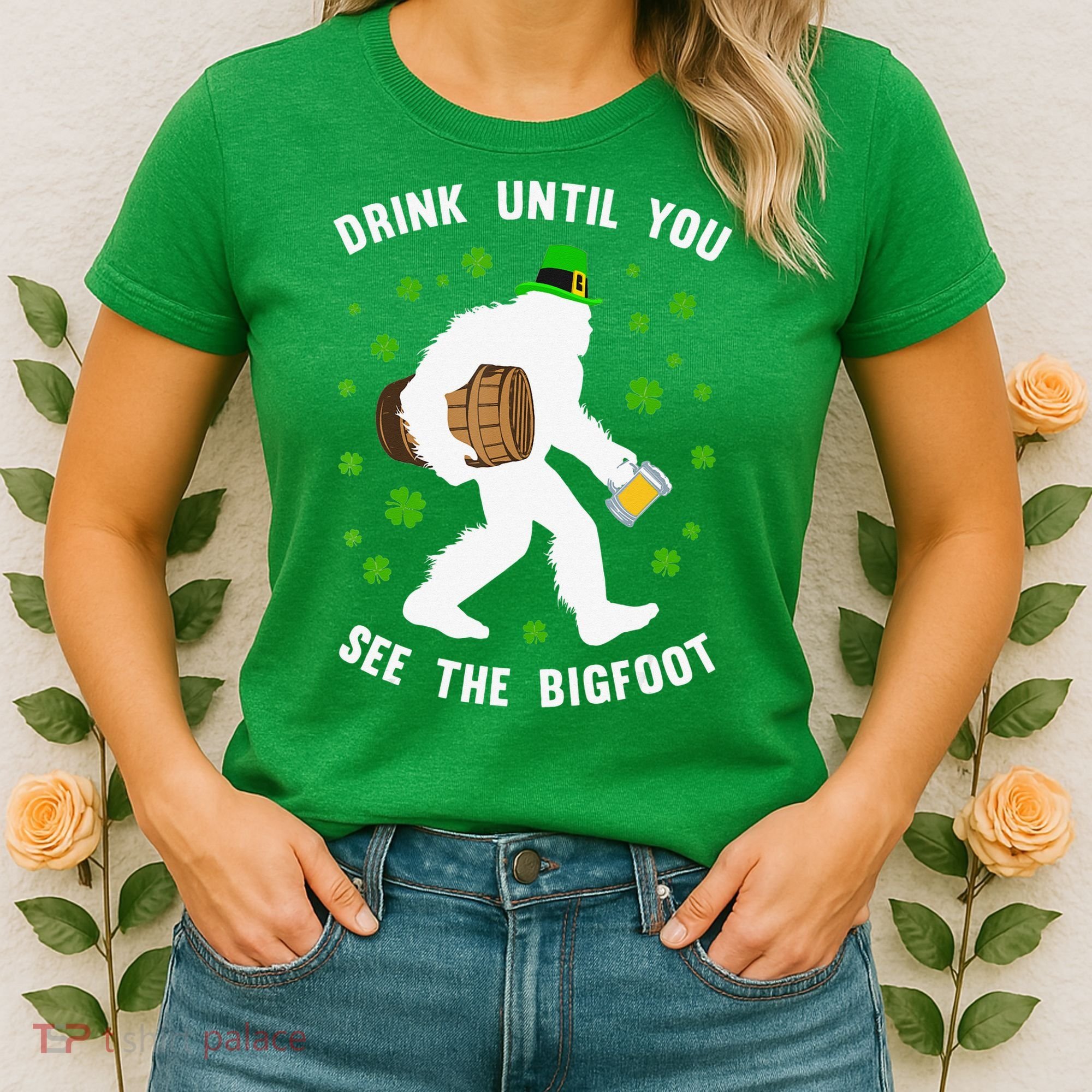 Irish Bigfoot St Patricks Day Leprechaun Sasquatch Party Women's T-Shirt
