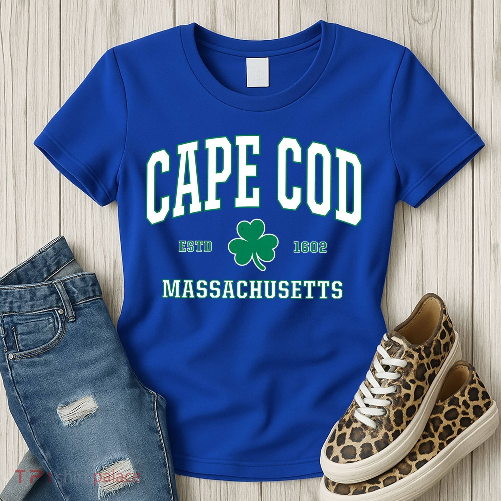 Irish Cape Cod Cute Gift St Patricks Day Gift Mass Usa Women's T-Shirt