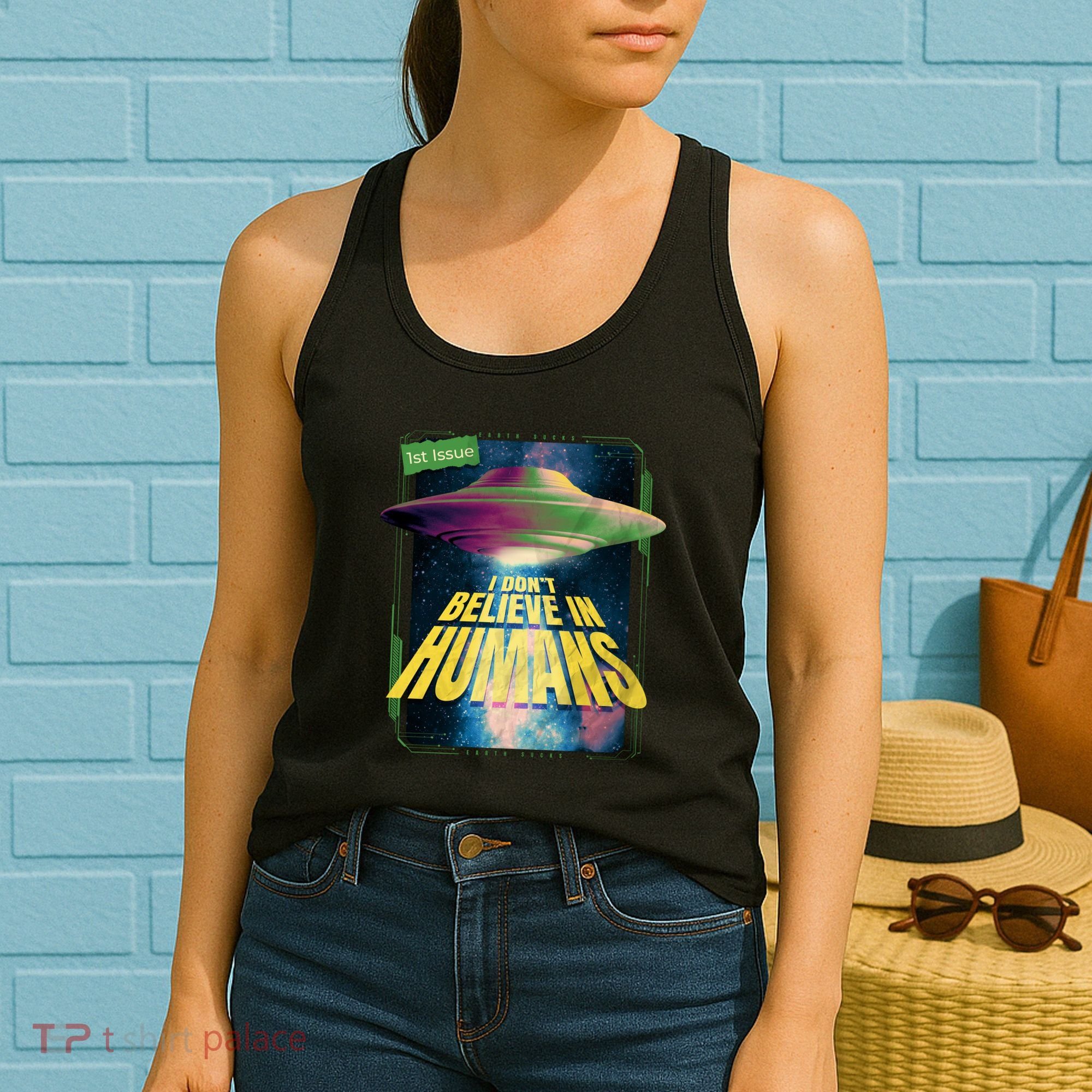 I Don't Believe In Humans UFO Women's Tank Top