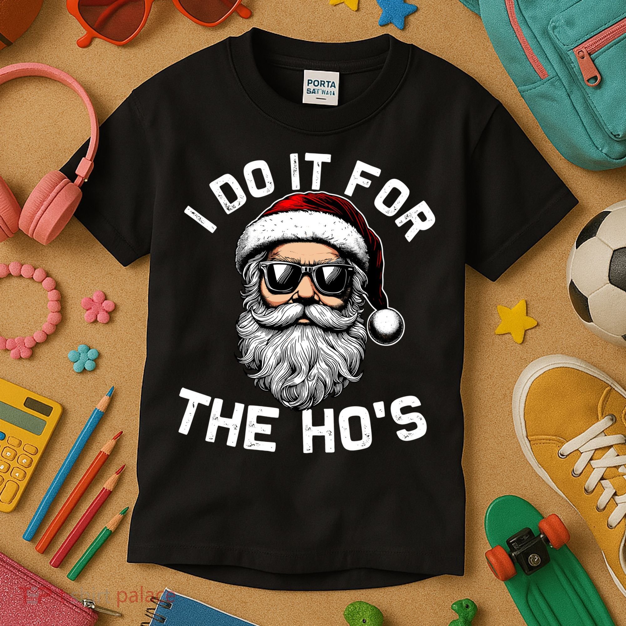 I Do It For The Hos Inappropriate Christmas Funny Santa Face Kids T-Shirt