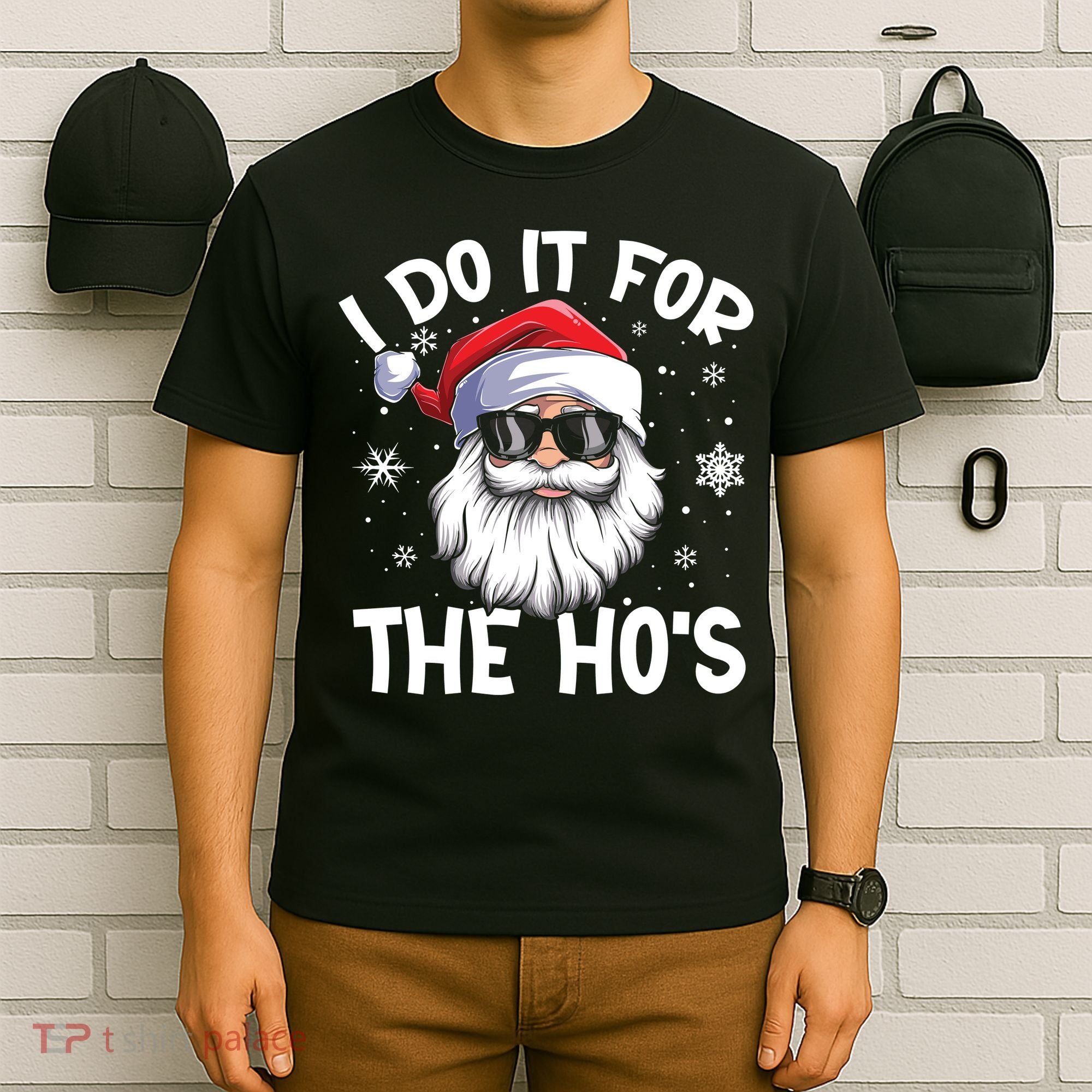 I Do It For The Hos Santa Claus Funny Christmas In July Xmas T-Shirt