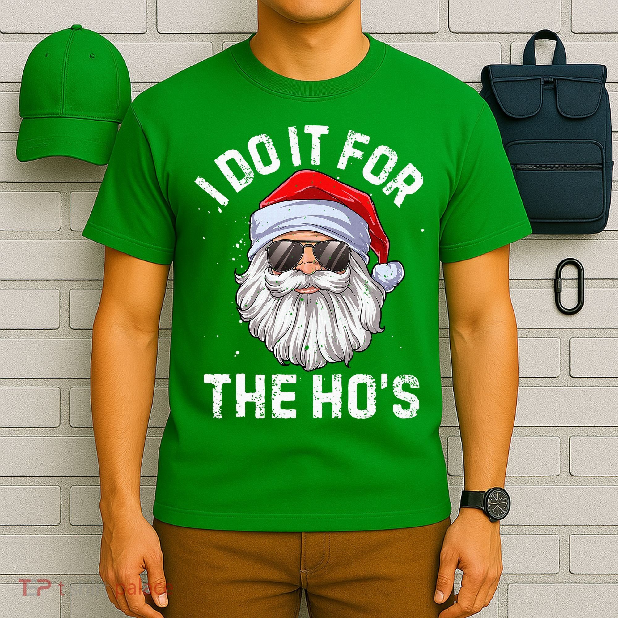 I Do It For The HoS Funny Inappropriate Christmas Short Sleeve Santa T-Shirt