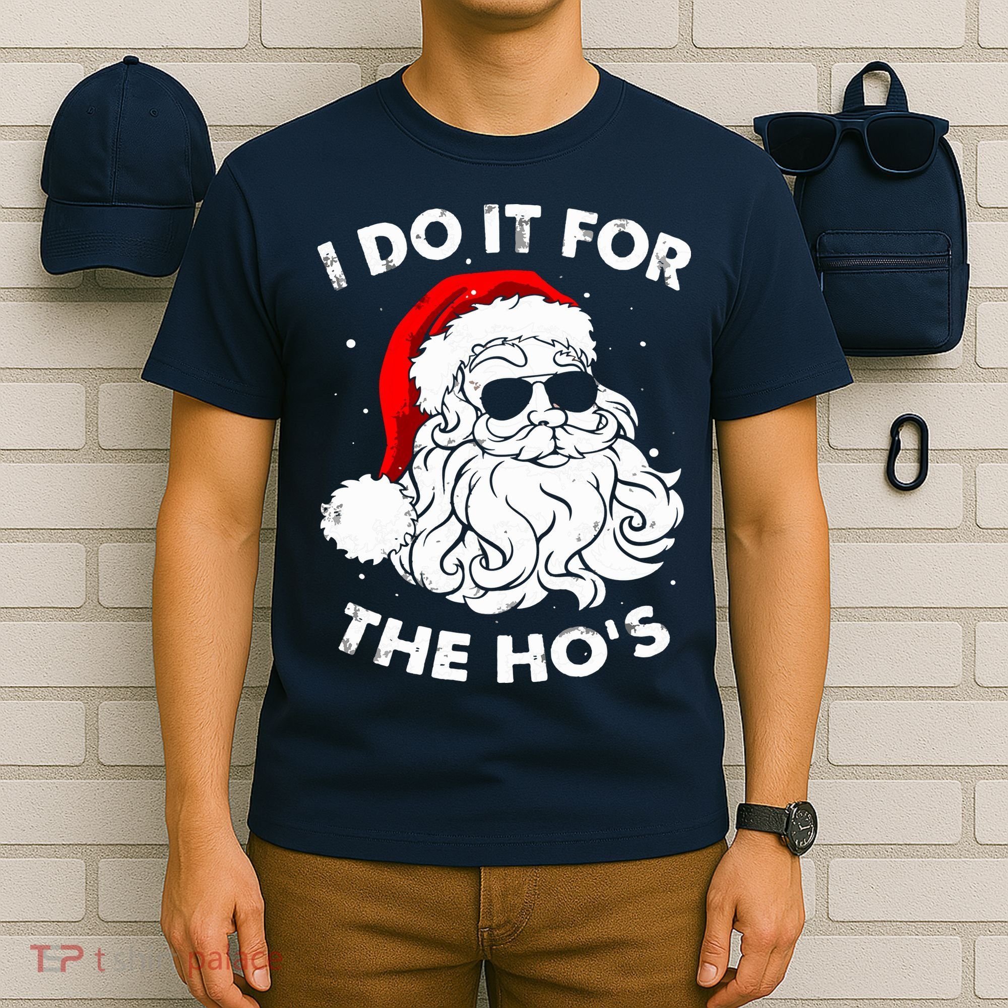 I Do It For The Hos Christmas Funny T-Shirt