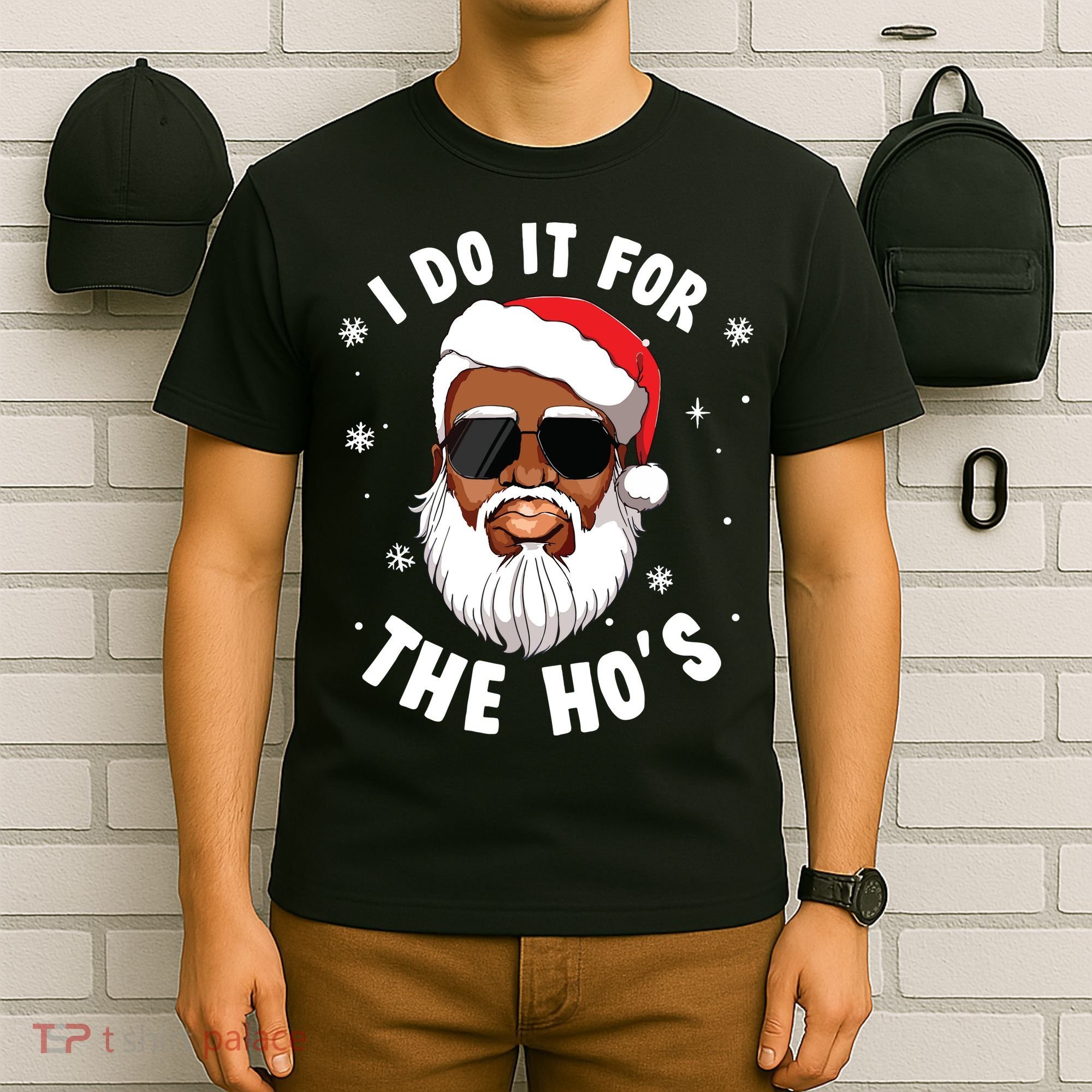 I Do It For The Hos Christmas African American Santa Black T-Shirt