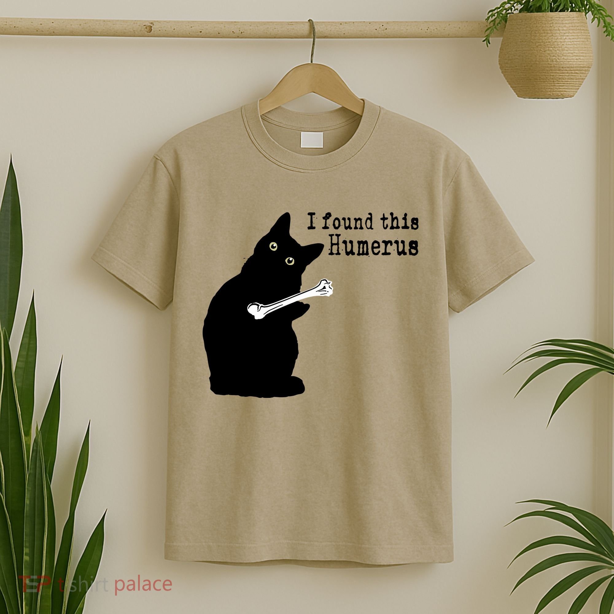 I Found This Humerus Humorous, Cat Lover T-Shirt