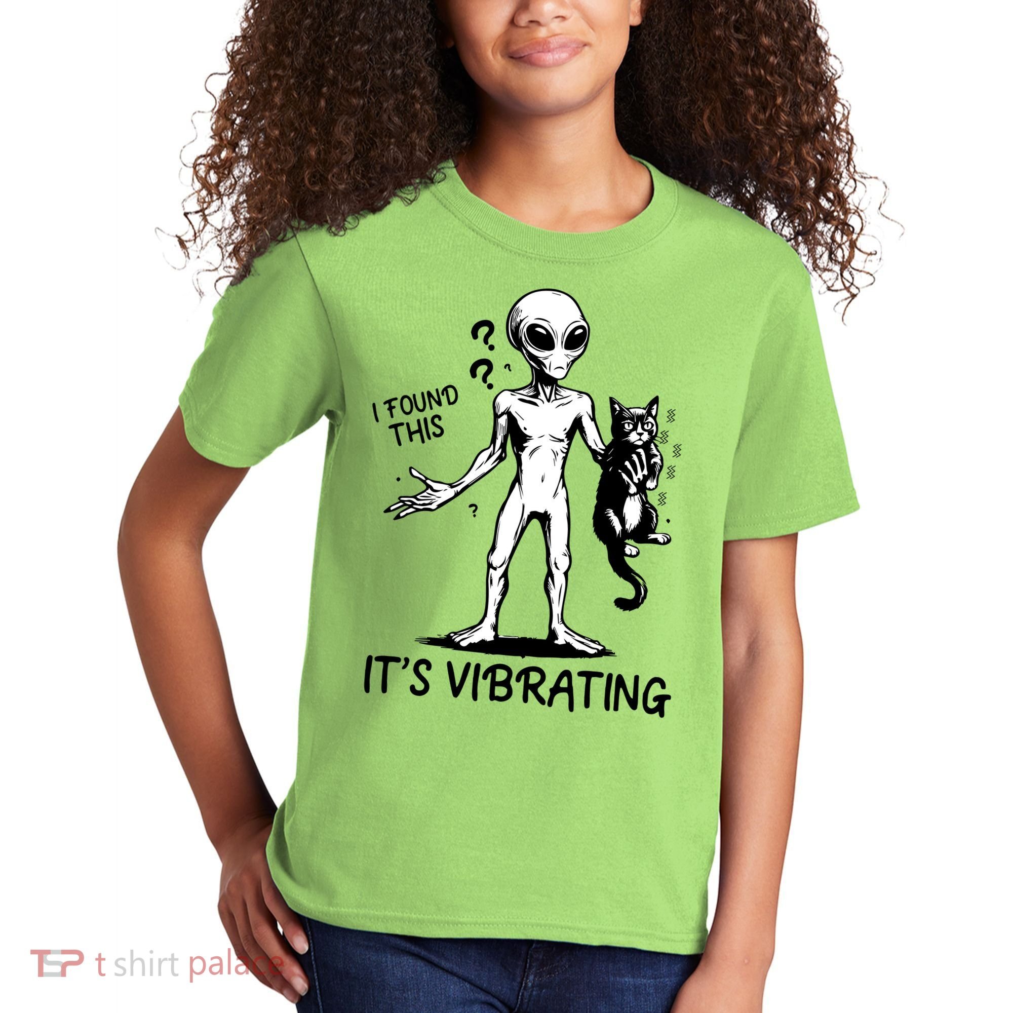 I Found This It's Vibrating Funny Alien Cat Kids T-Shirt