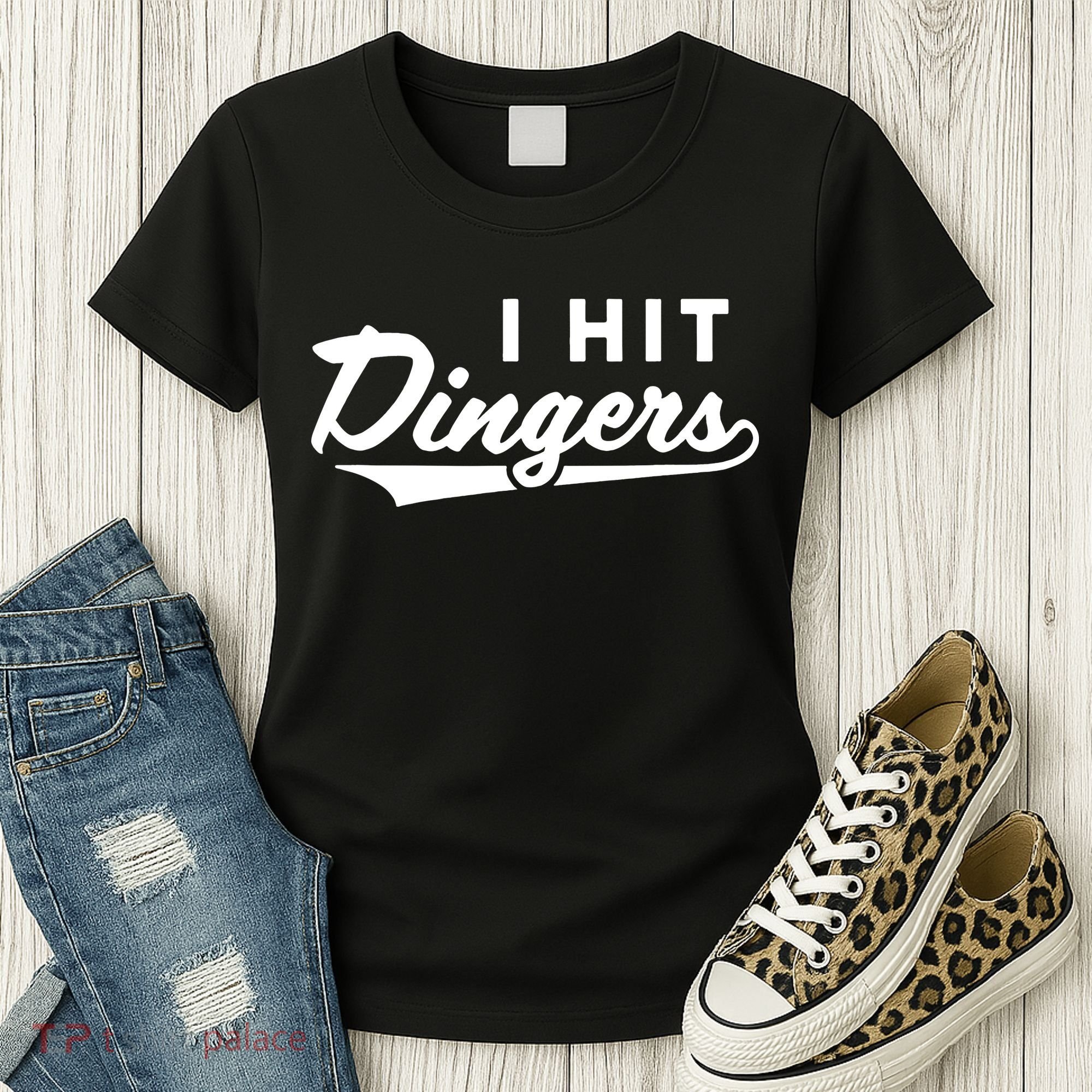I Hit Dingers Women's T-Shirt