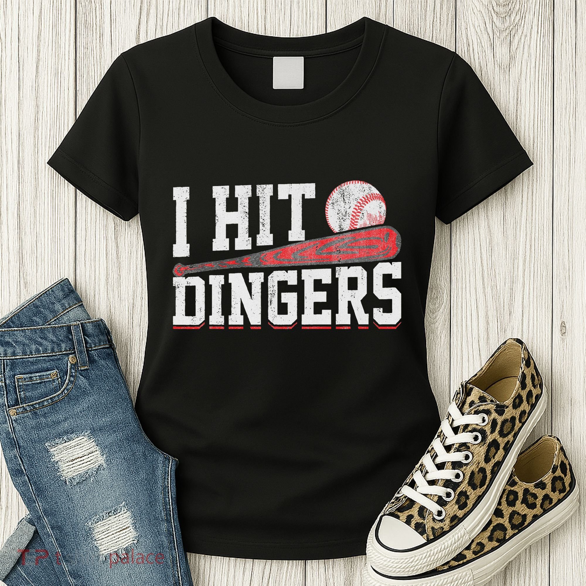 I Hit Dingers Women's T-Shirt
