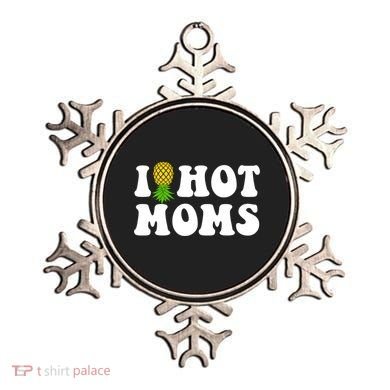 I Heart Hot Moms Meaningful Gift Upside Down Pineapple Cool Gift Ornament