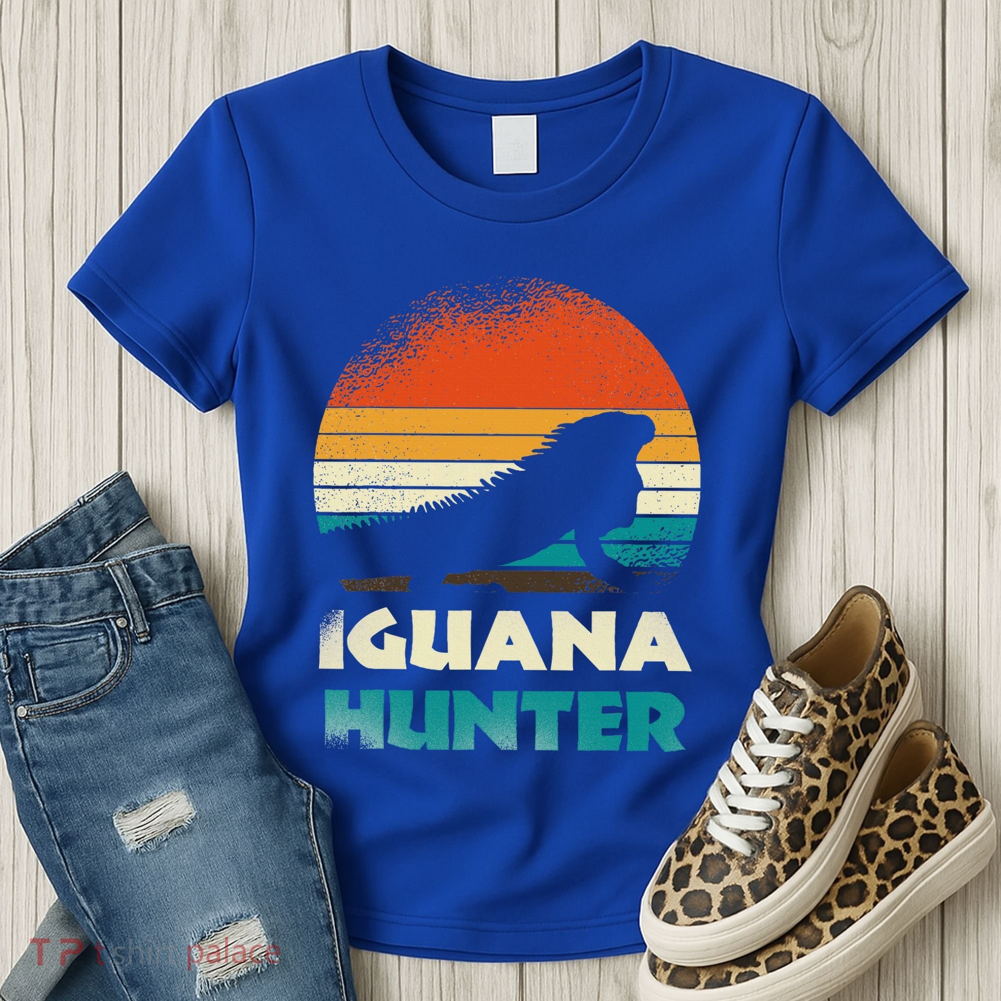 Iguana Hunter Women's T-Shirt