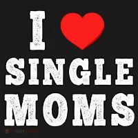 I Heart Single Moms Funny I Love Single Mommy Women's Hoodie thumb 2