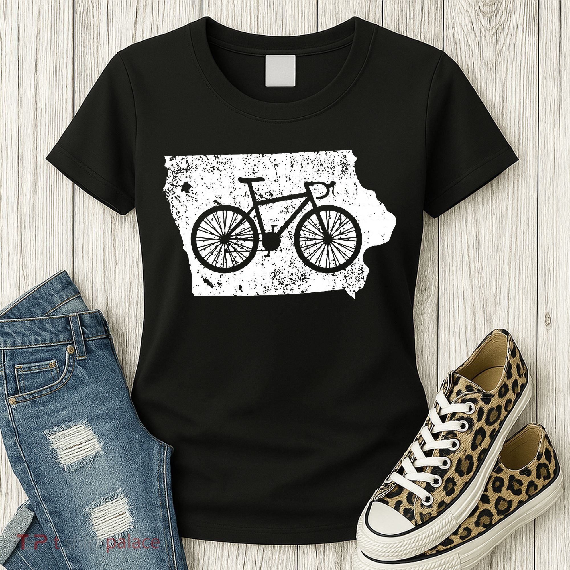 Iowa Home State Bike Cycling & Triathlon Gift Women's T-Shirt