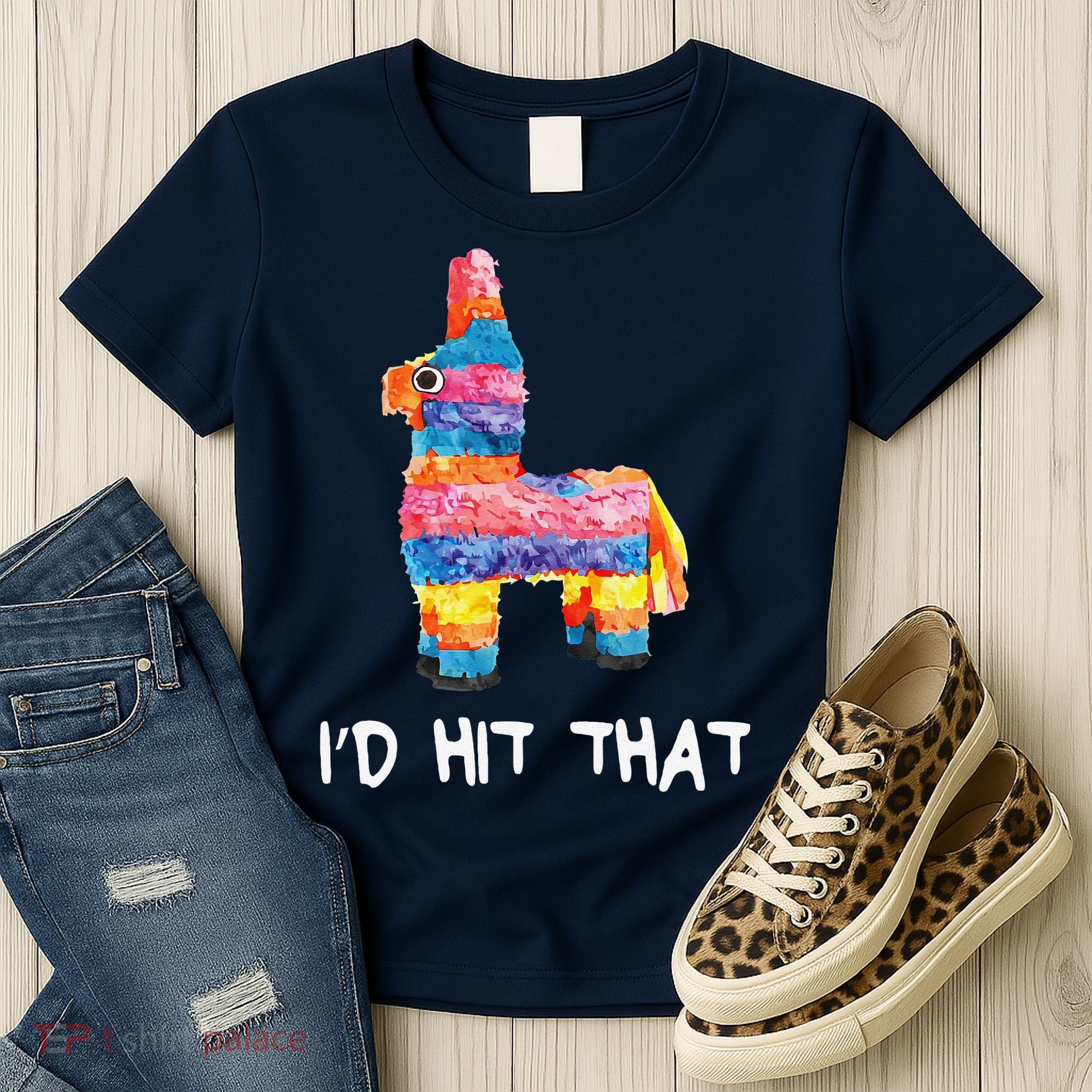 ID Hit That Pinata Cinco De Mayo Party Women's T-Shirt