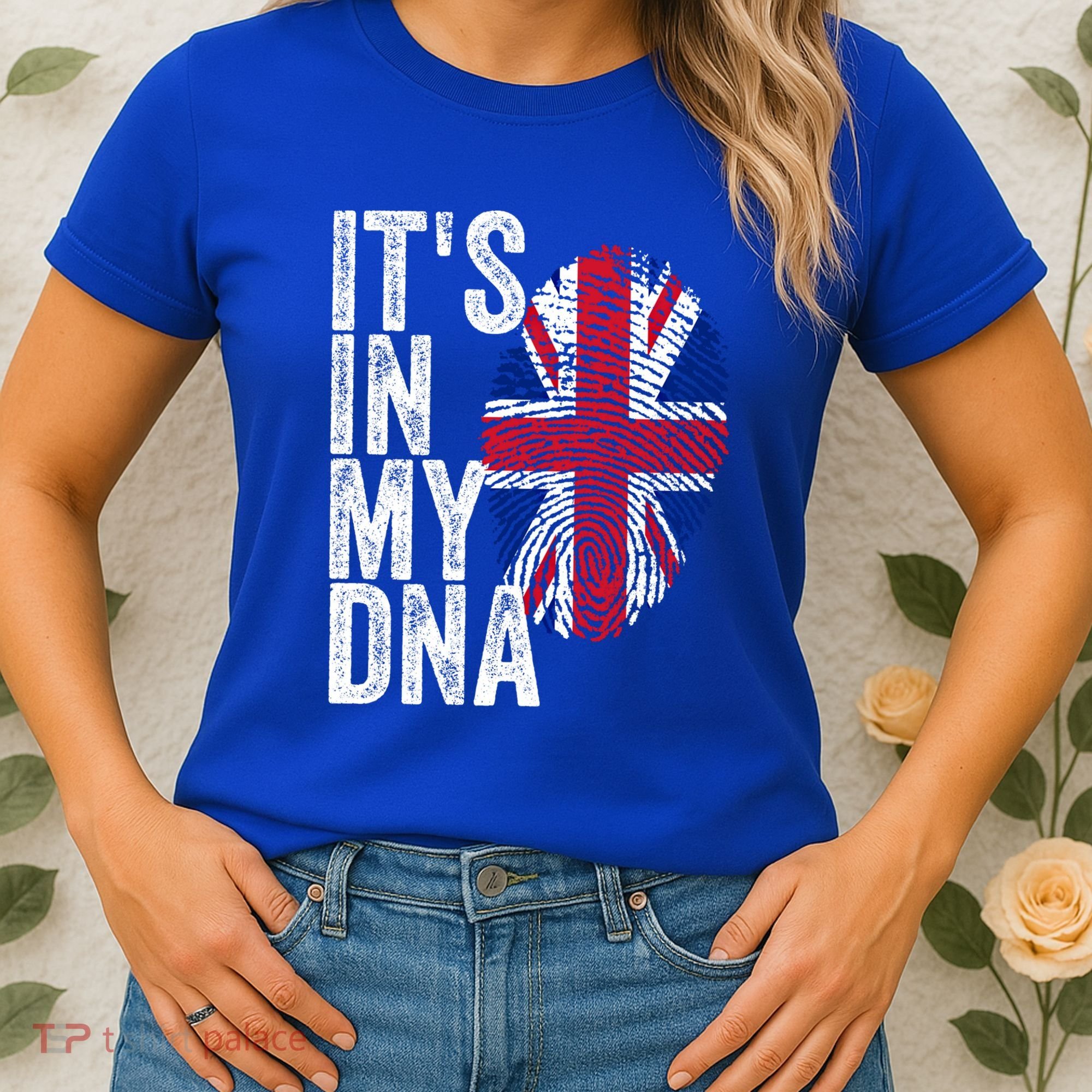 It's In My Dna England Union Jack Flag Christmas Gift Meaningful Gift Women's T-Shirt