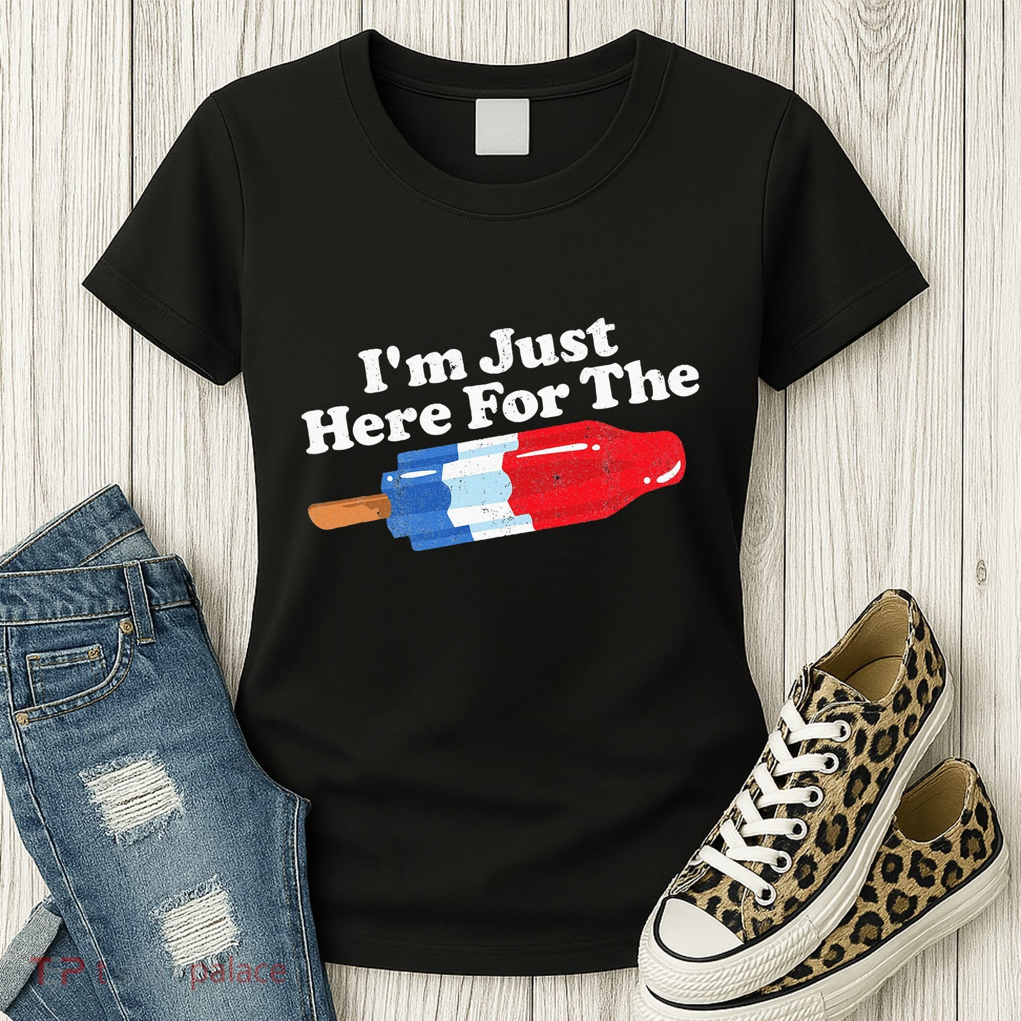 I'm Just Here For The Popsicle Funny Bomb Retro 80s Pop Gift Women's T-Shirt
