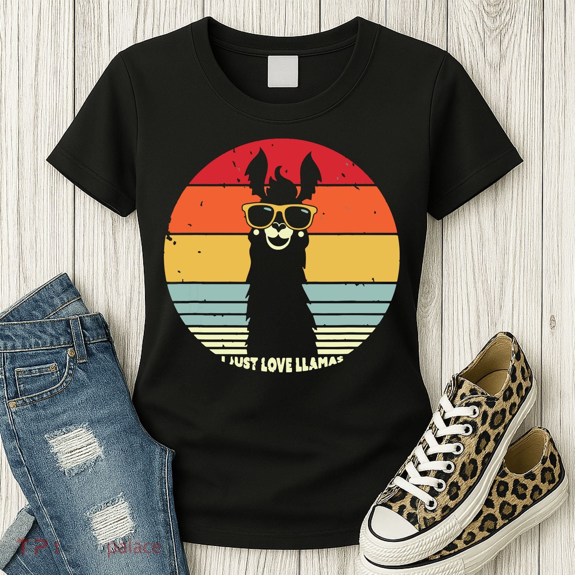 I Just Love Llamas Retro Style Llama Women's T-Shirt