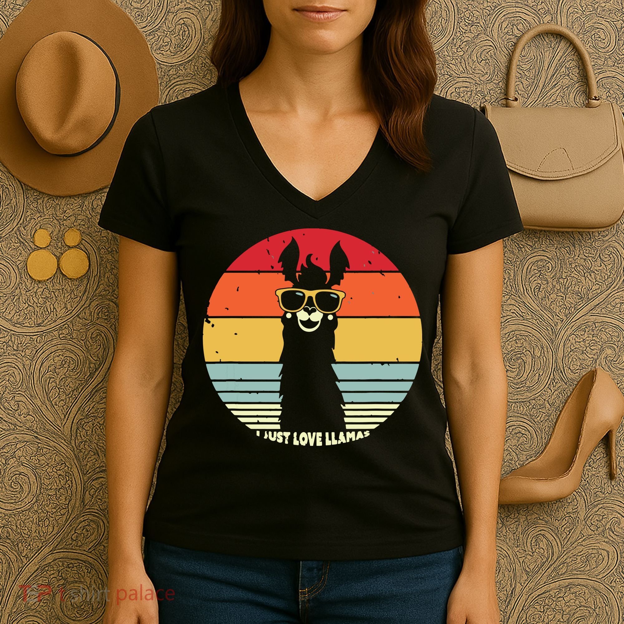 I Just Love Llamas Retro Style Llama Women's V-Neck T-Shirt