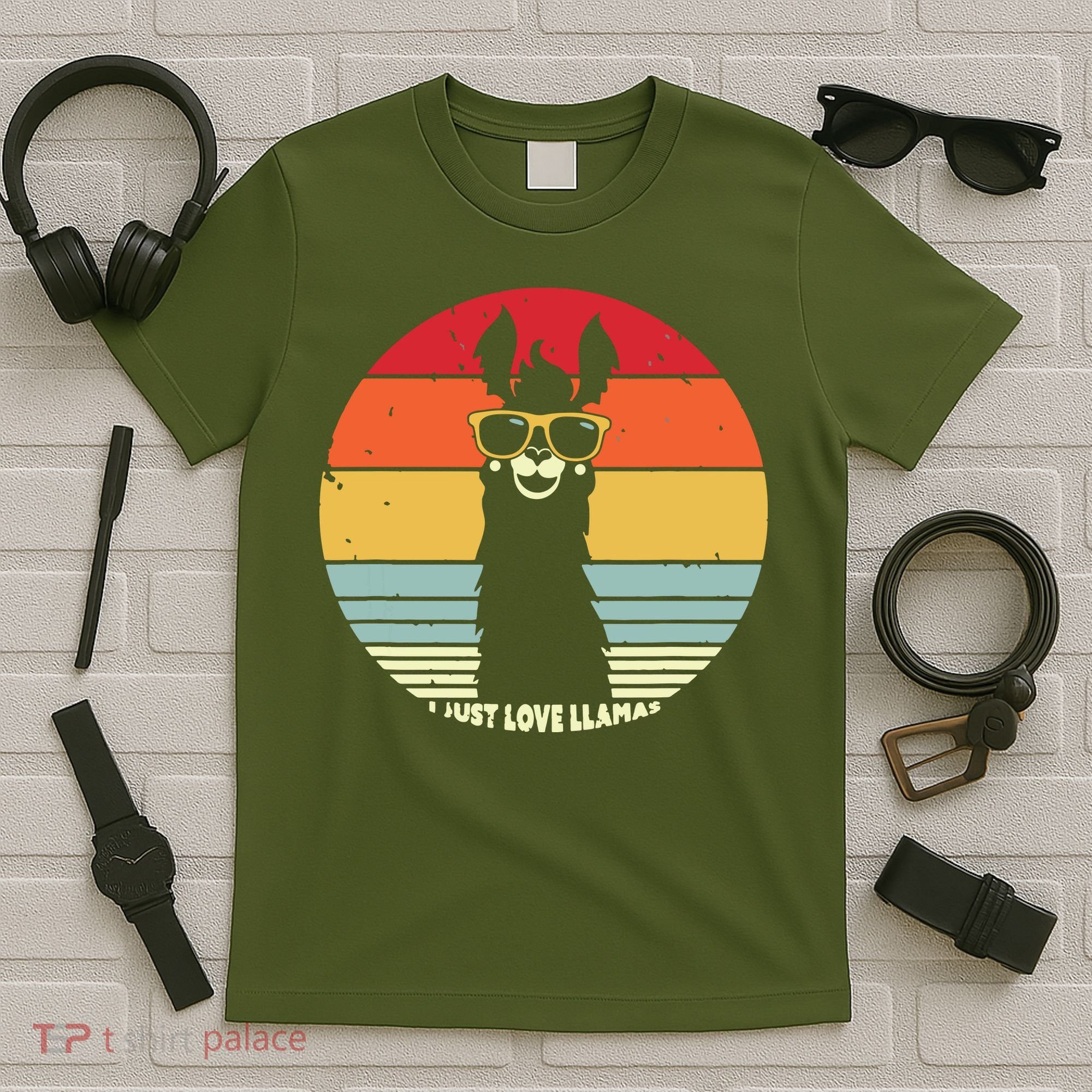 I Just Love Llamas Retro Style Llama T-Shirt