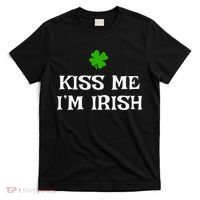 Irish Kiss Me Im Irish St Patricks Day T-Shirt thumb 0