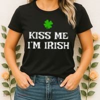 Irish Kiss Me Im Irish St Patricks Day Women's T-Shirt thumb 2